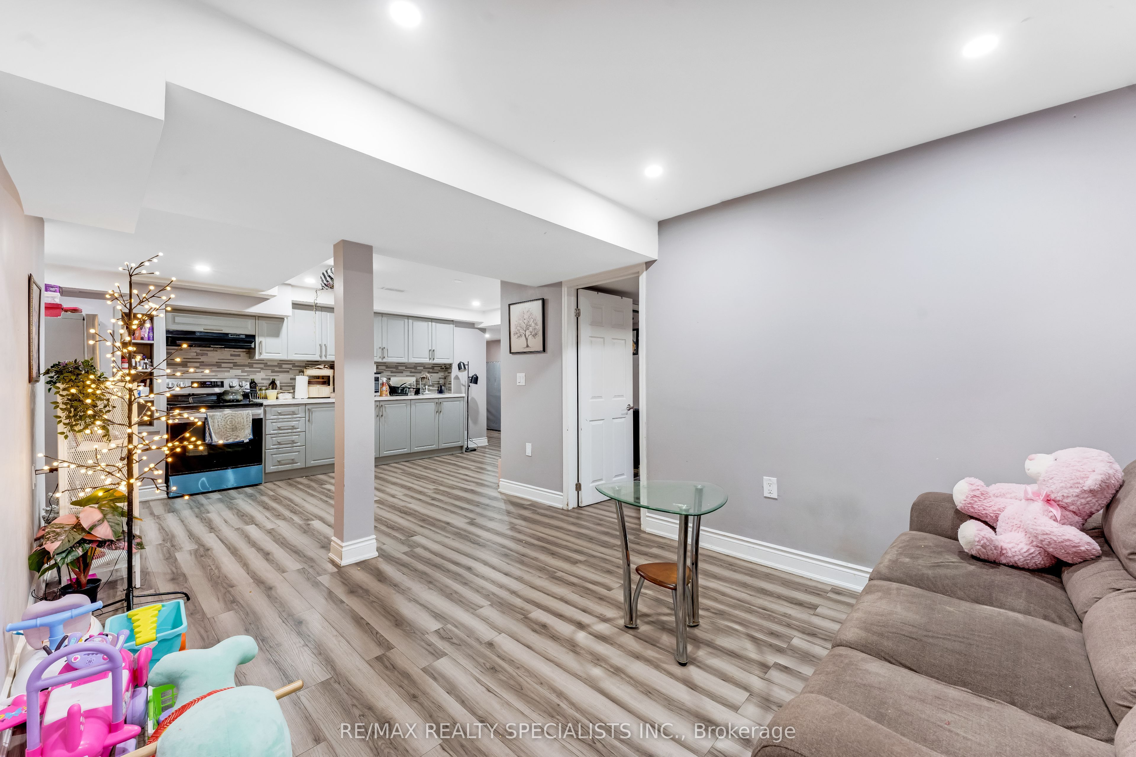 1 Boothill Drive Property Photo 25