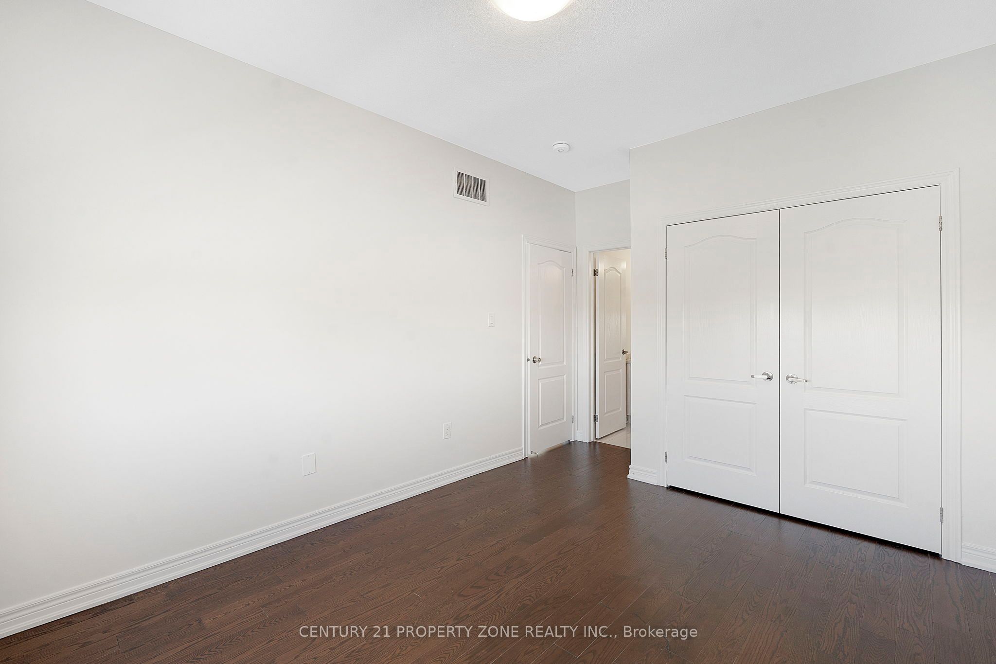 25 Hashmi Place Property Photo 16
