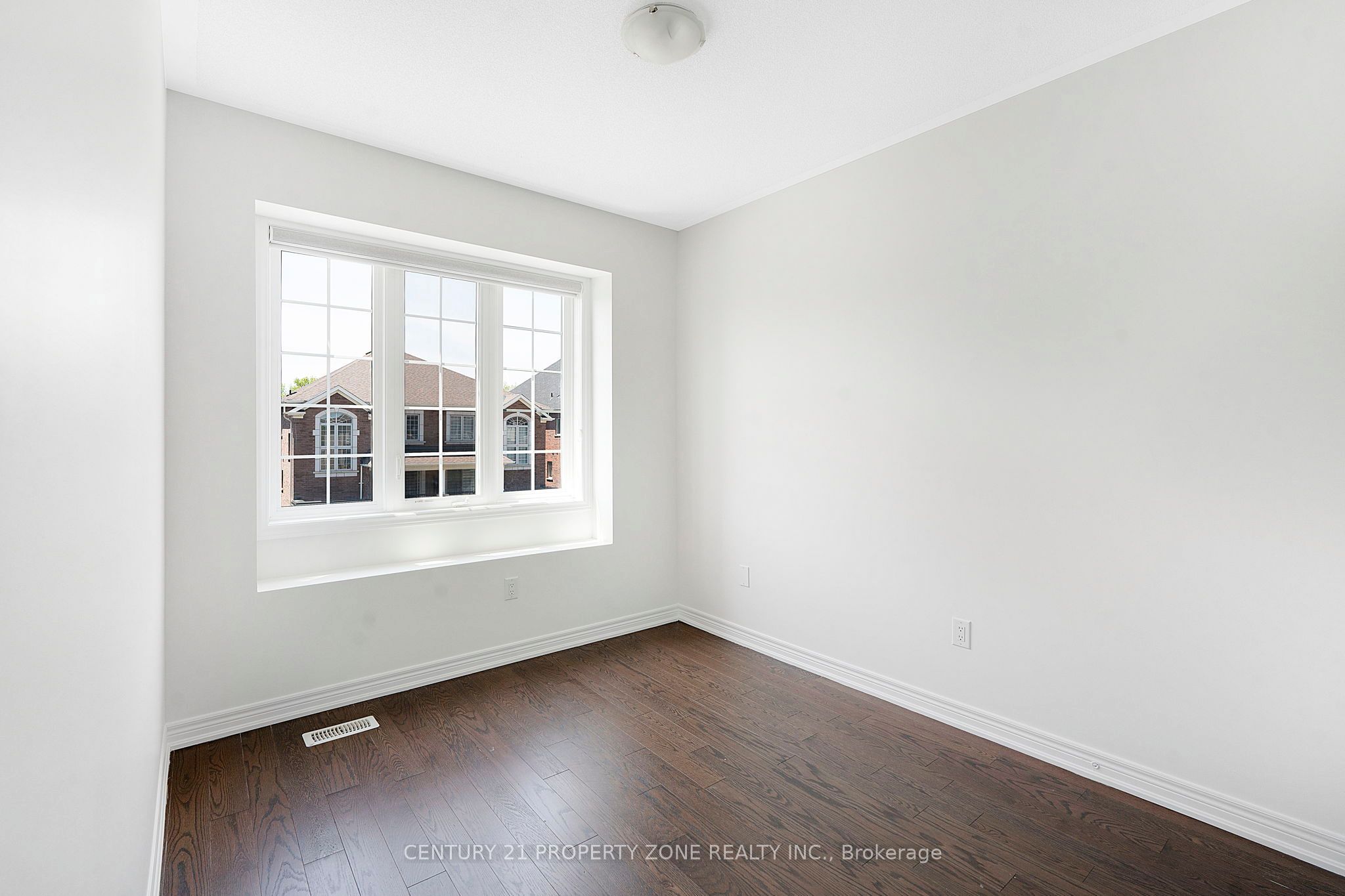 25 Hashmi Place Property Photo 19