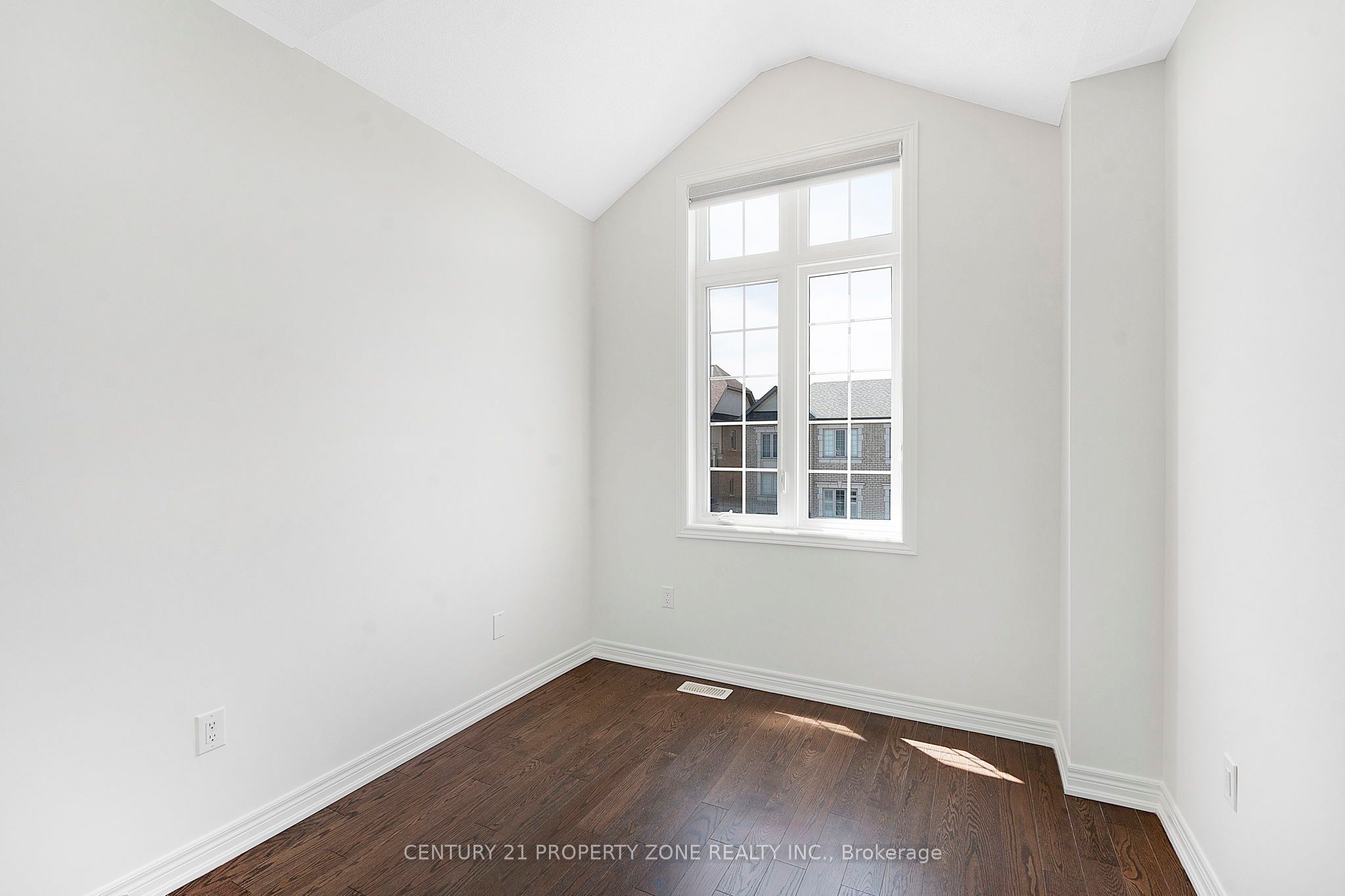 25 Hashmi Place Property Photo 21