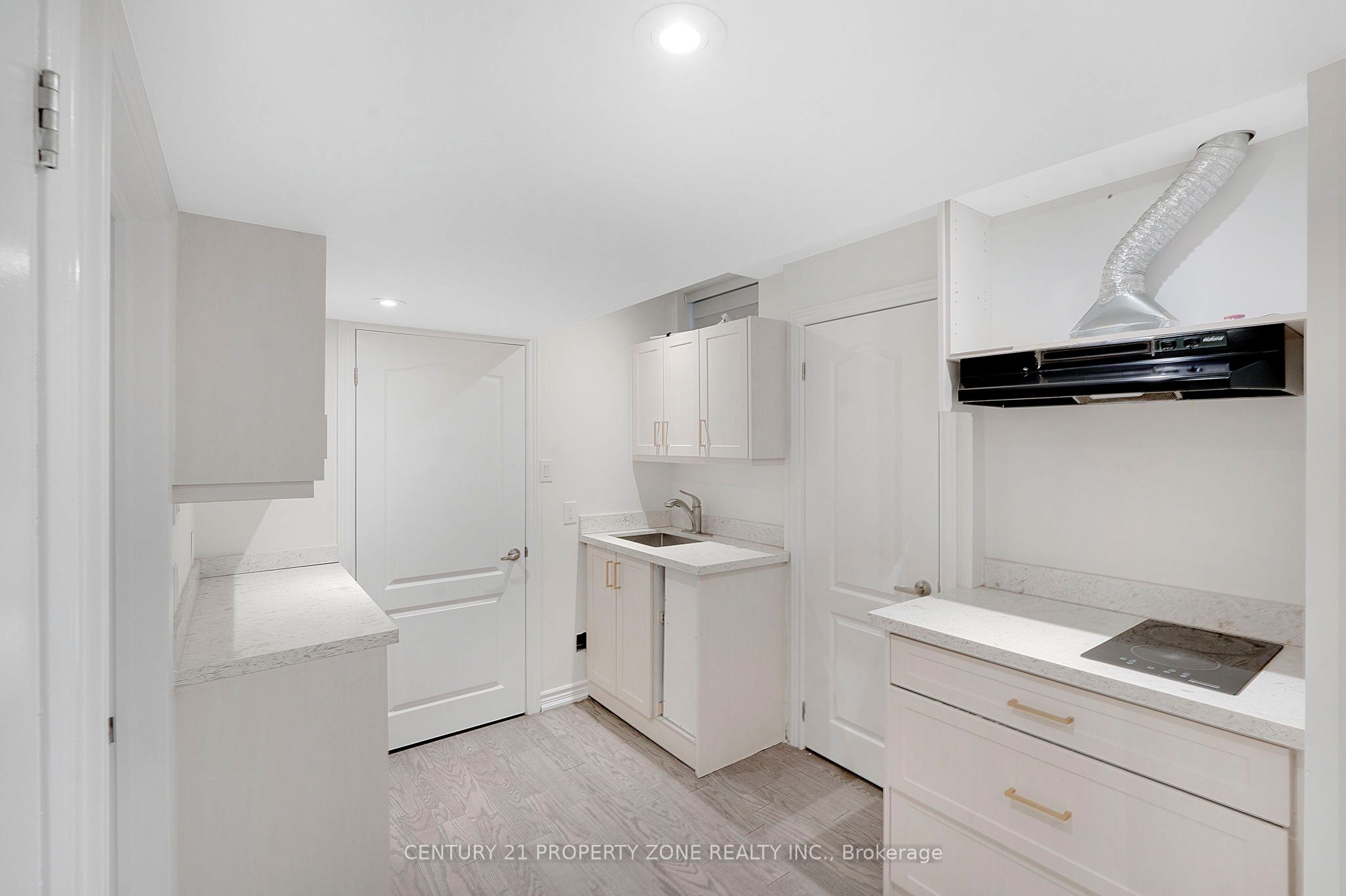 25 Hashmi Place Property Photo 29
