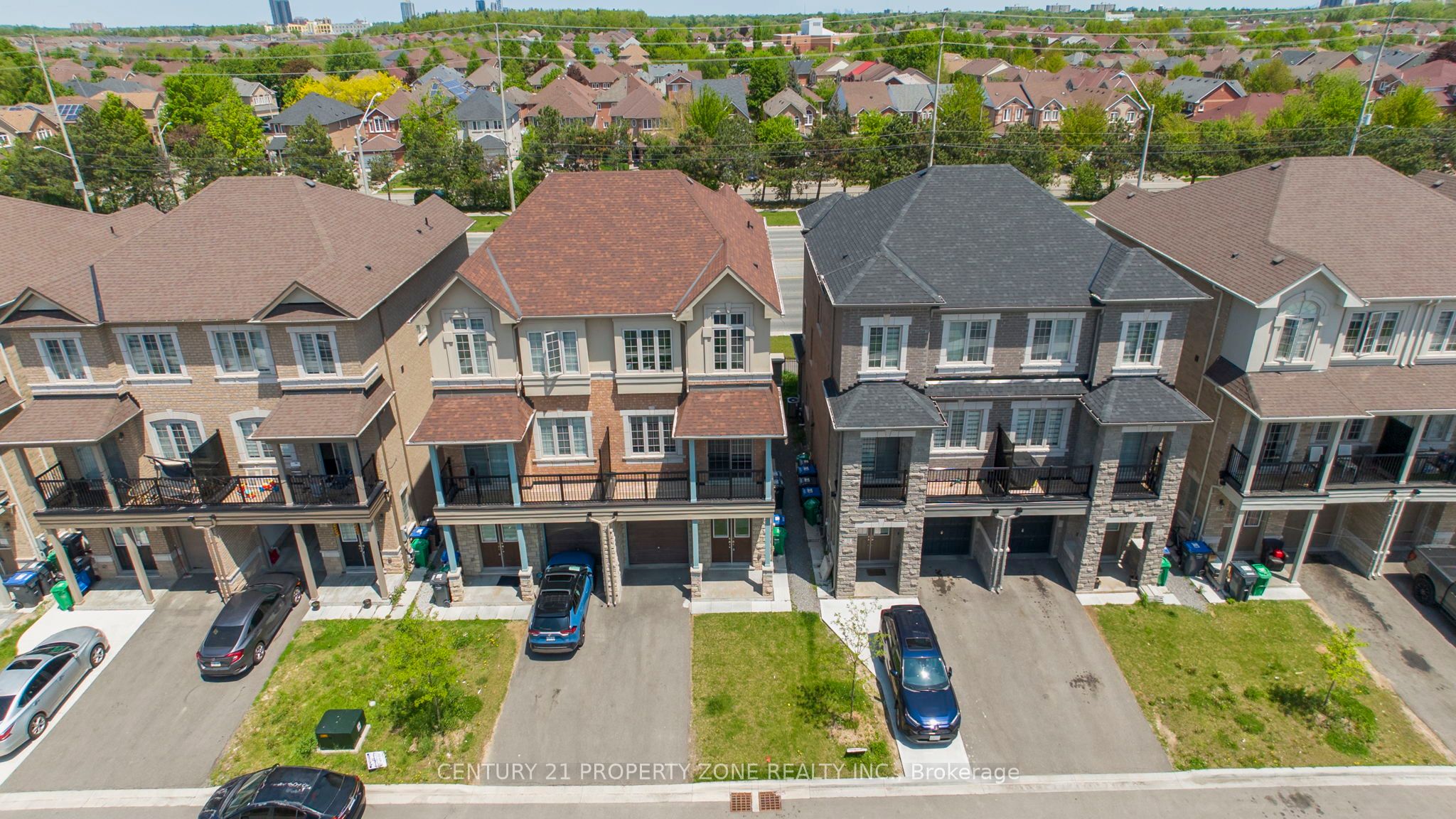 25 Hashmi Place Property Photo 34