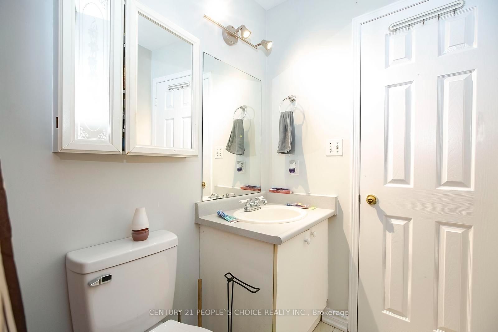 90 White Tail Crescent Property Photo 42