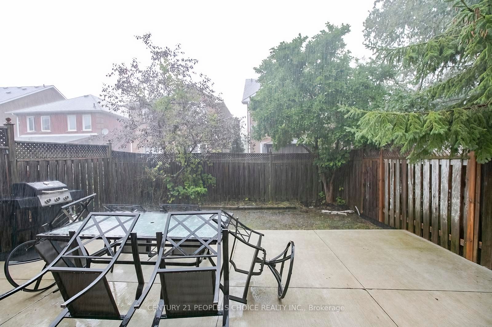 90 White Tail Crescent Property Photo 43