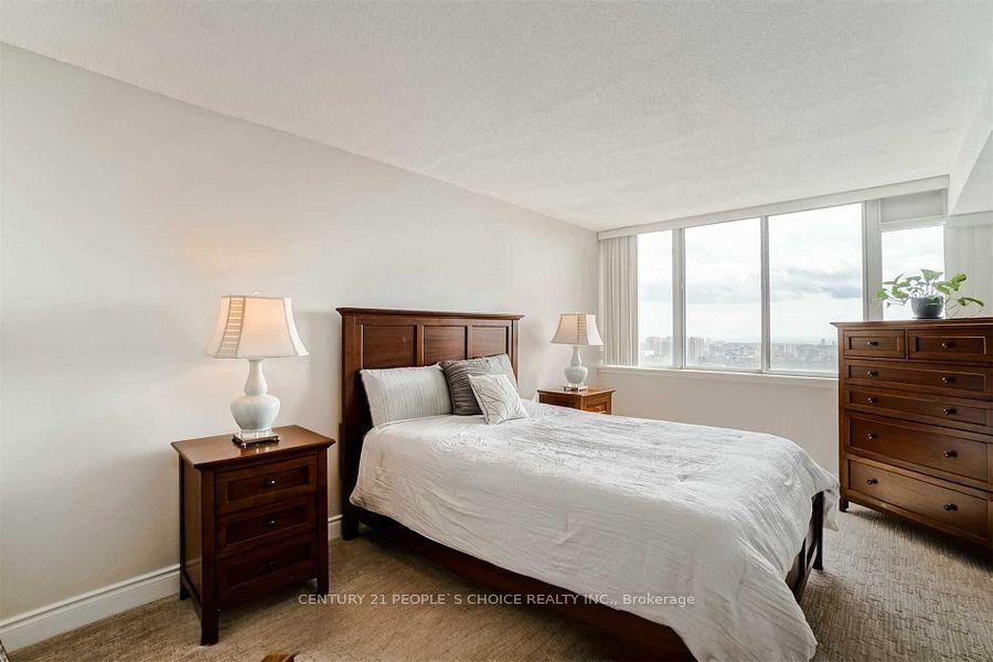 350 Webb Drive 2010 Property Photo 14