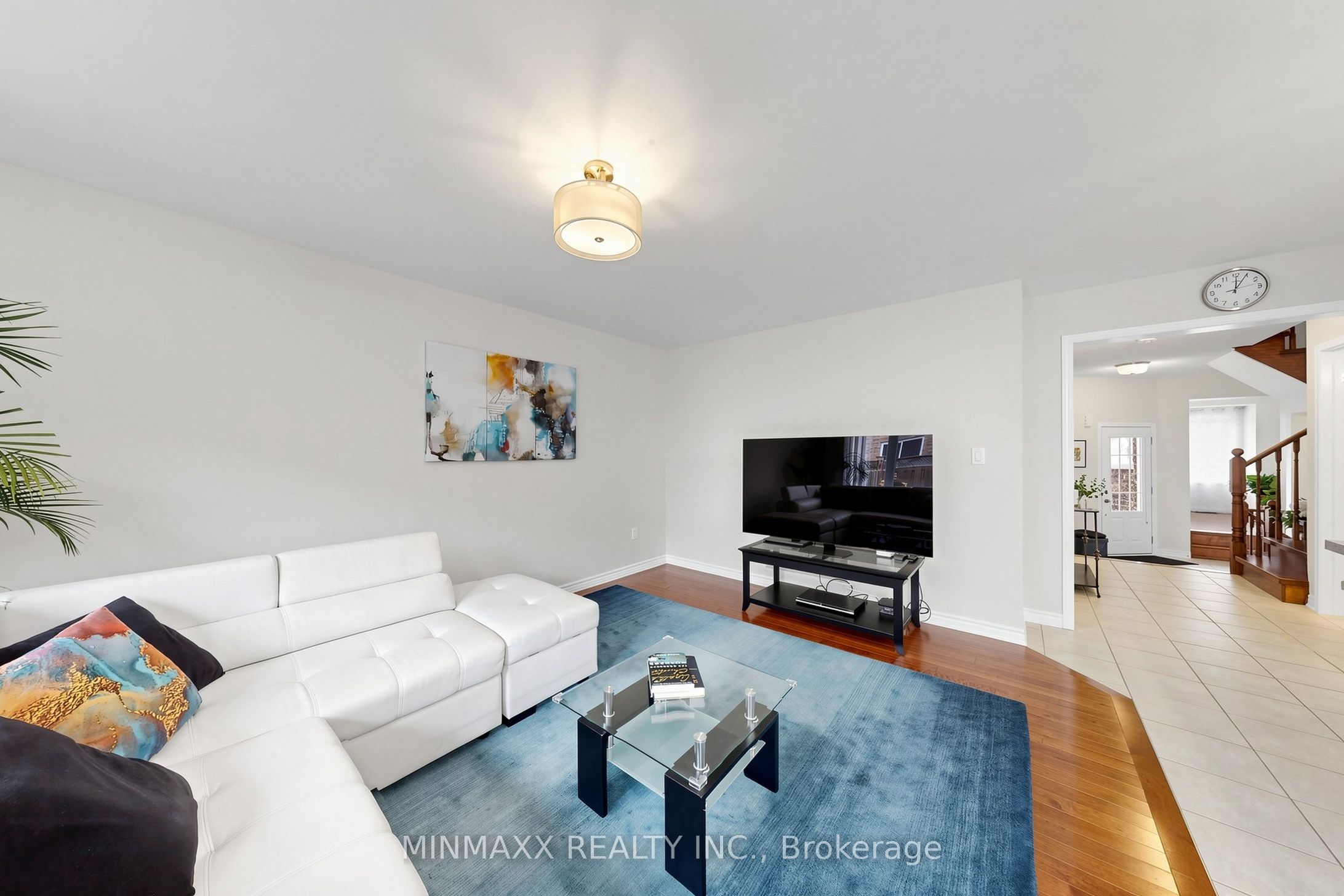 293 Reis Place Property Photo 7