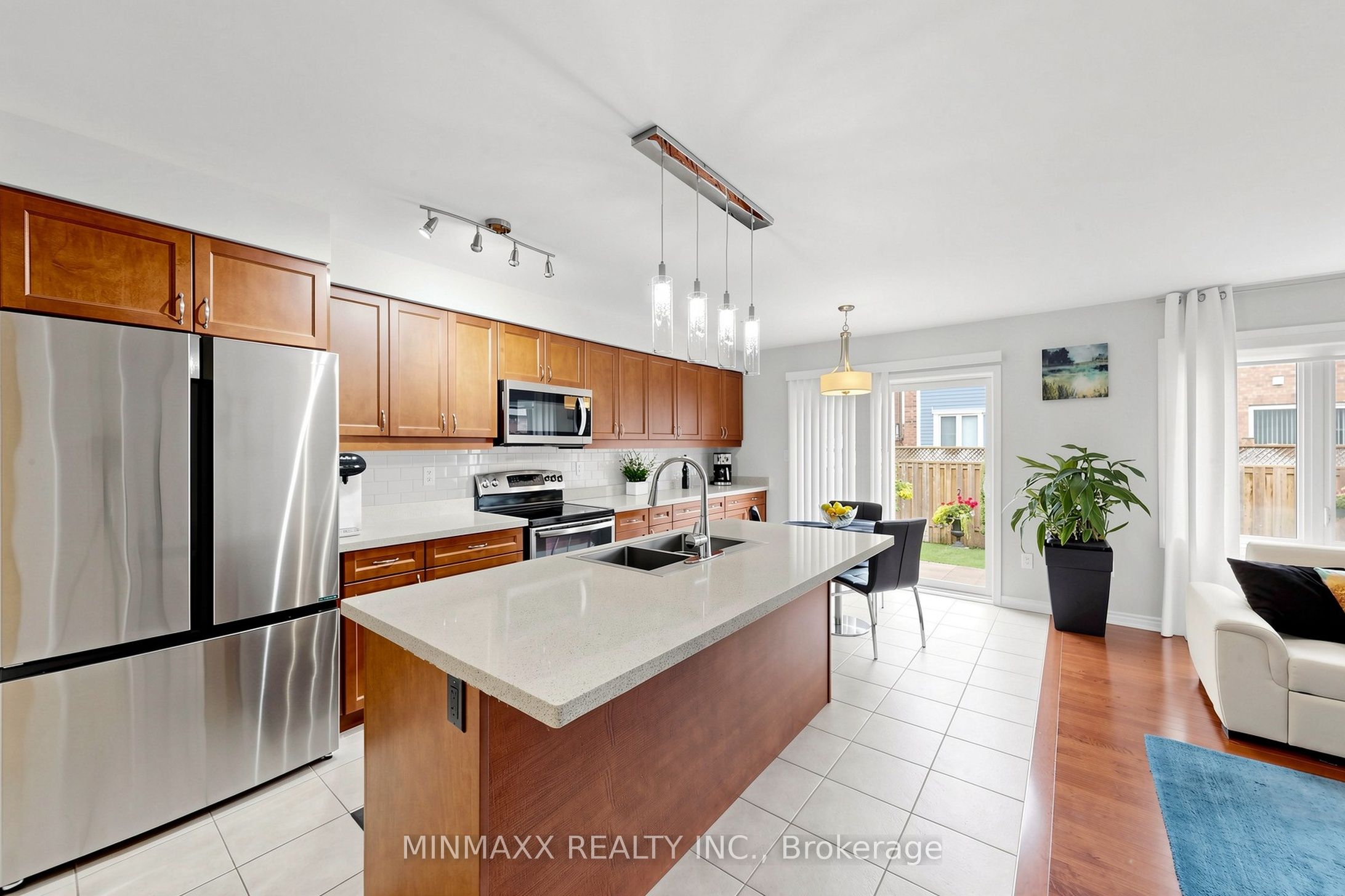 293 Reis Place Property Photo 8
