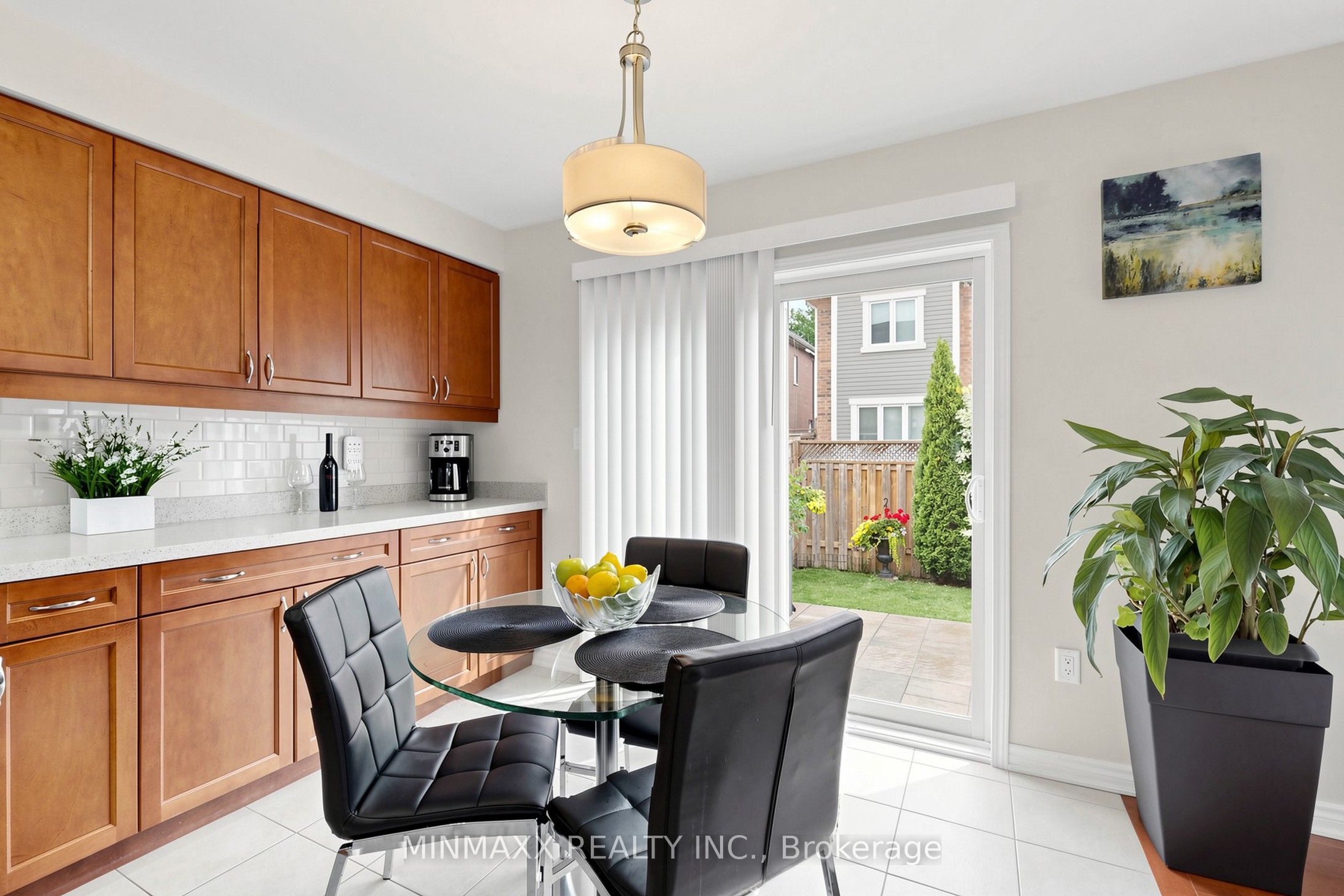 293 Reis Place Property Photo 12