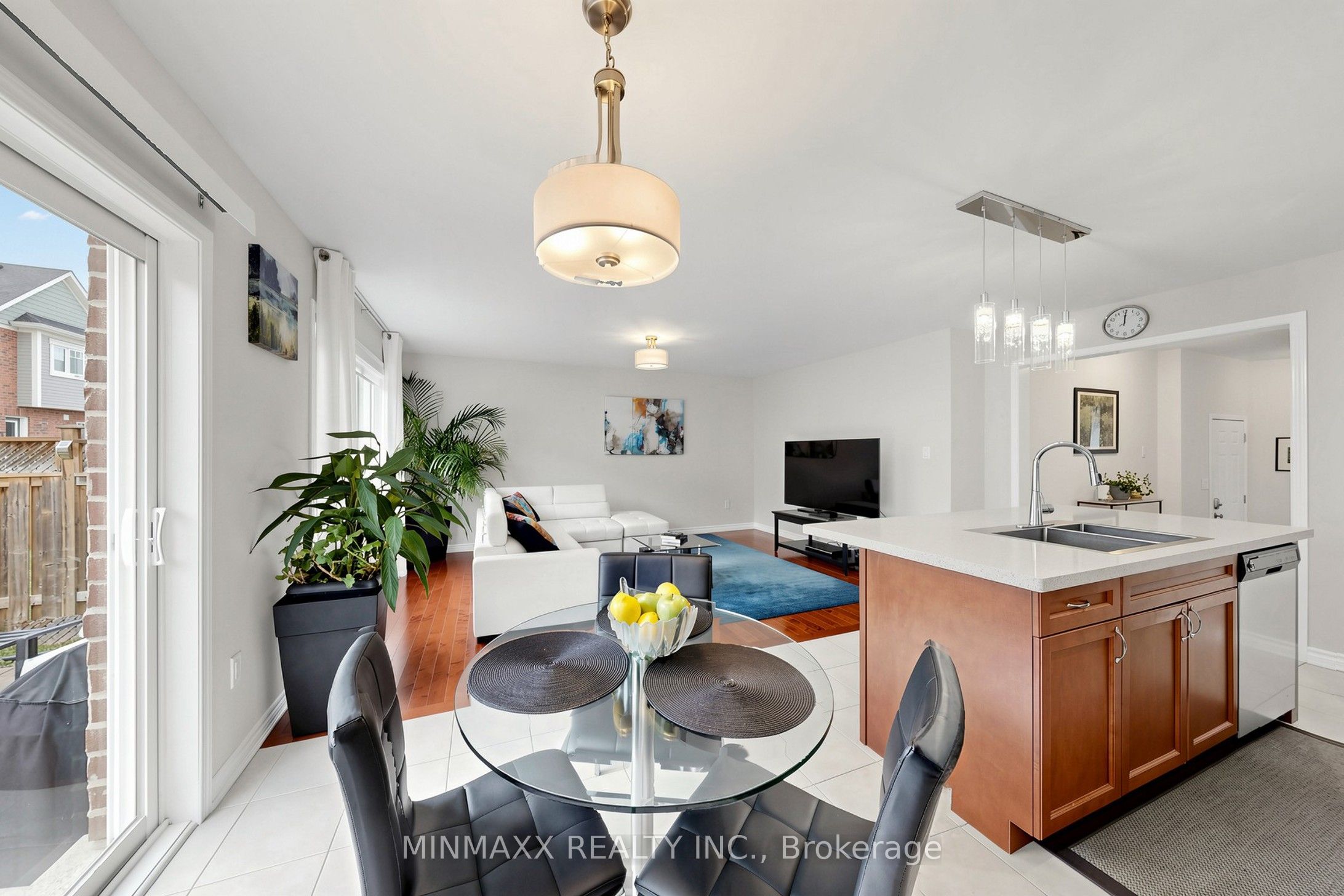 293 Reis Place Property Photo 13