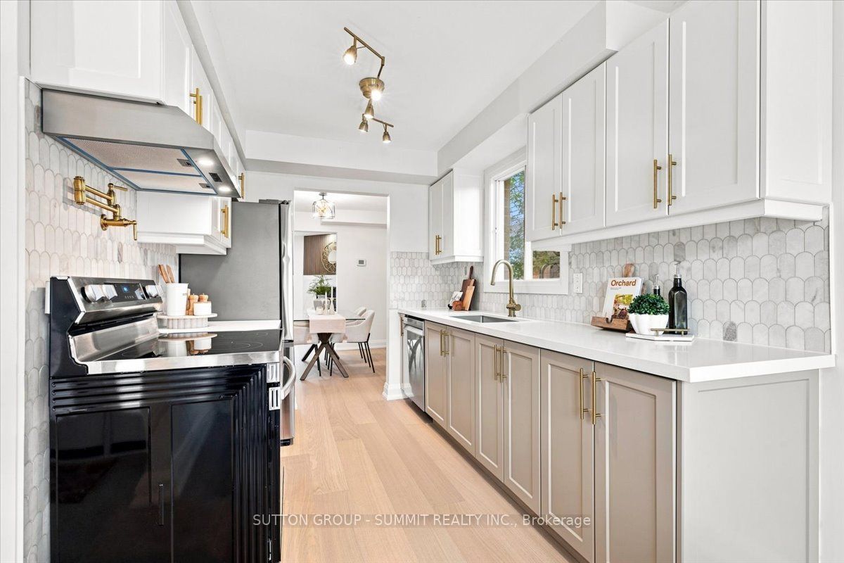 2020 Chrisdon Road Property Photo 12