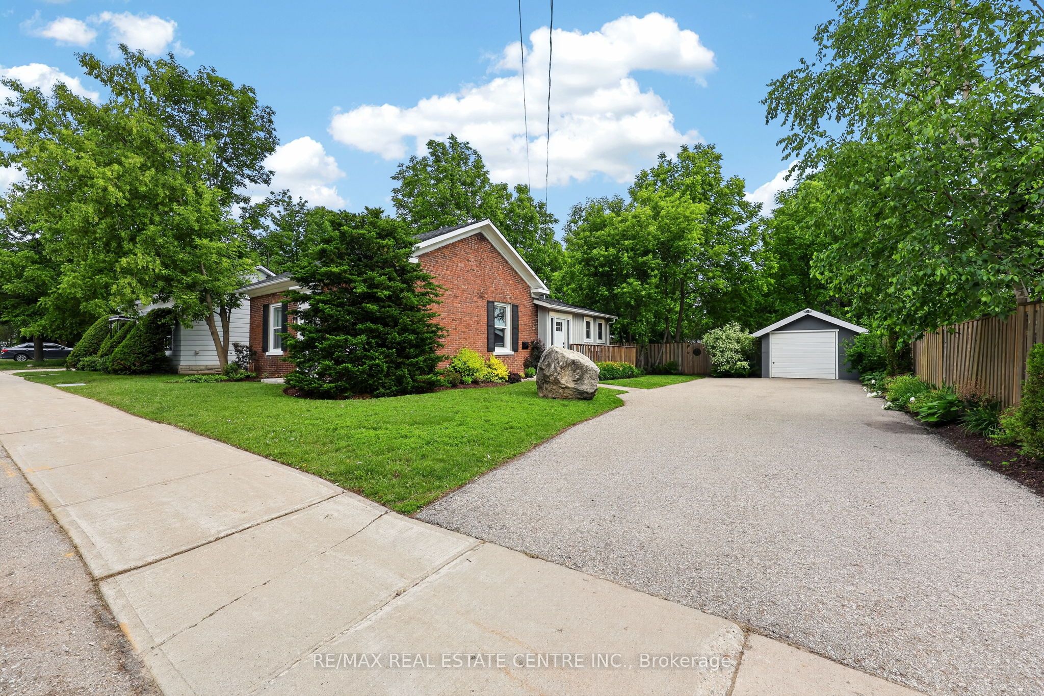 77 Mill Street Property Photo 3