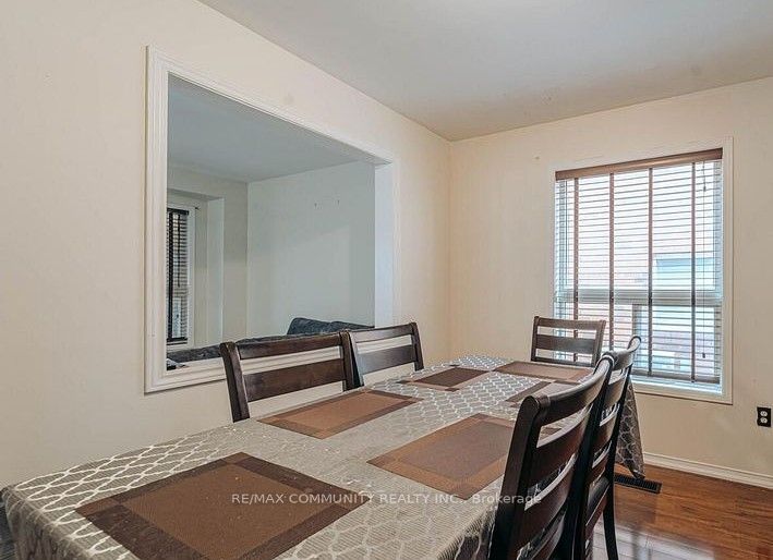 10 Squirreltail Way Property Photo 2