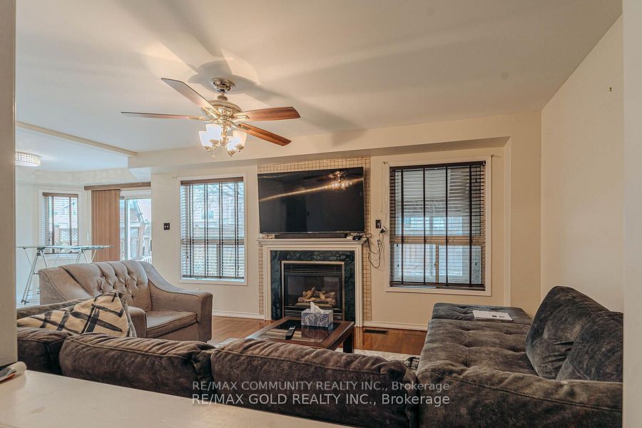 10 Squirreltail Way Property Photo 5
