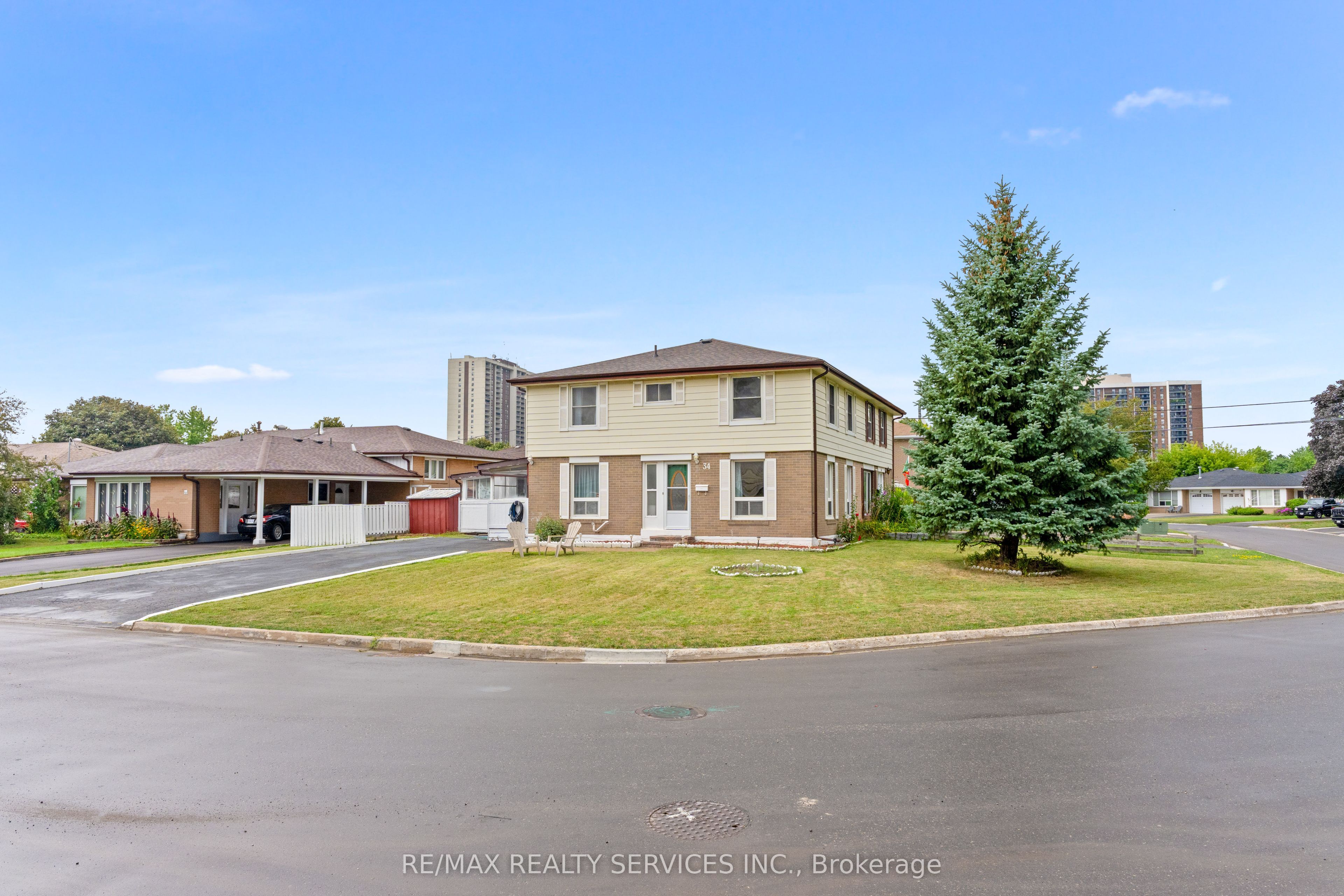 34 Cathcart Crescent Property Photo 3