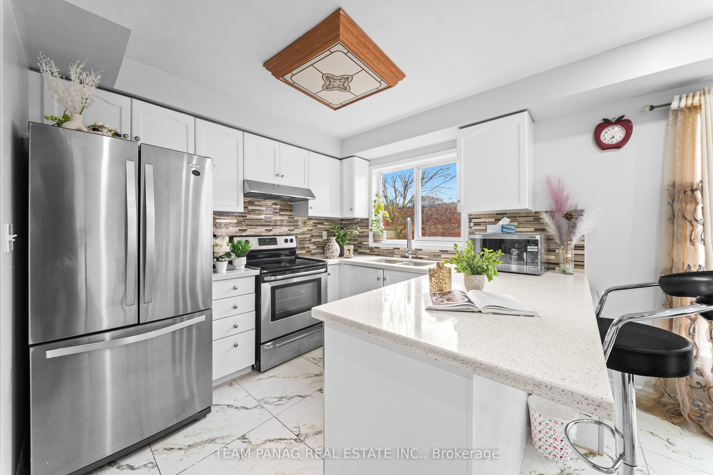 170 Havelock Drive 21 Property Photo 11