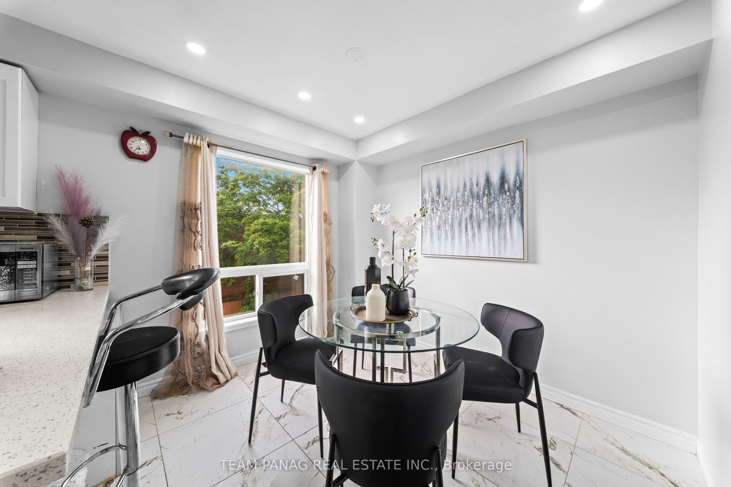 170 Havelock Drive 21 Property Photo 14