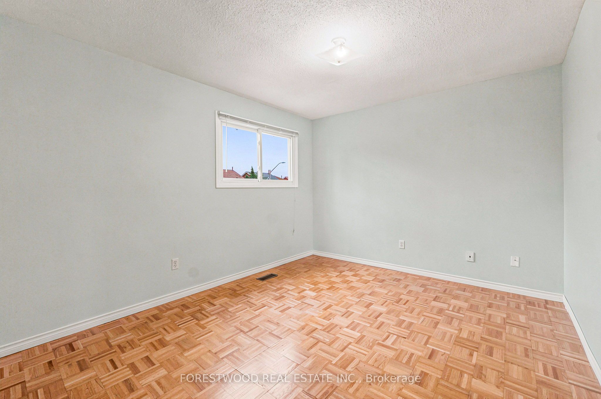 4110 Quaker Hill Drive Property Photo 14