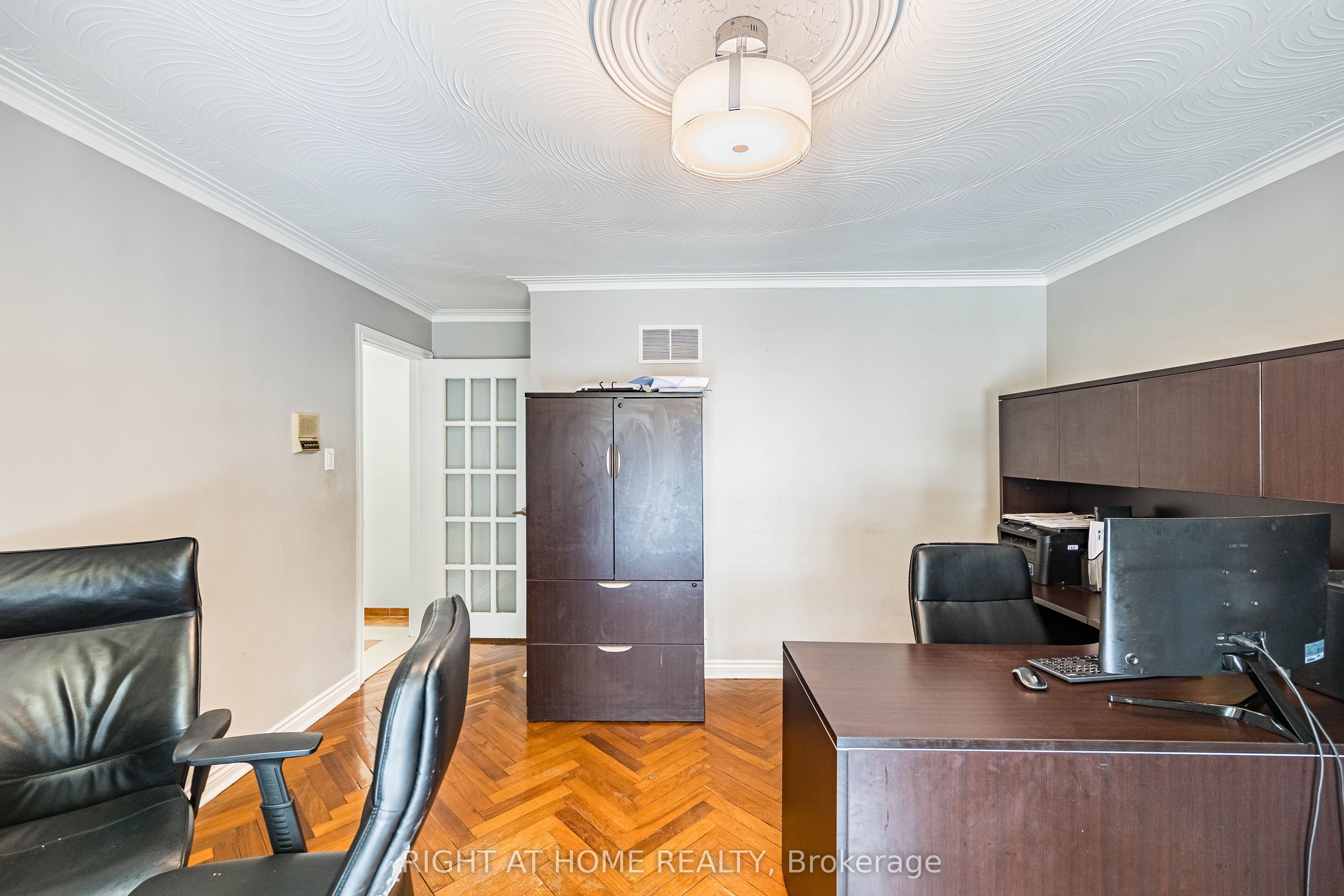 2123 Gordon Drive Property Photo 27