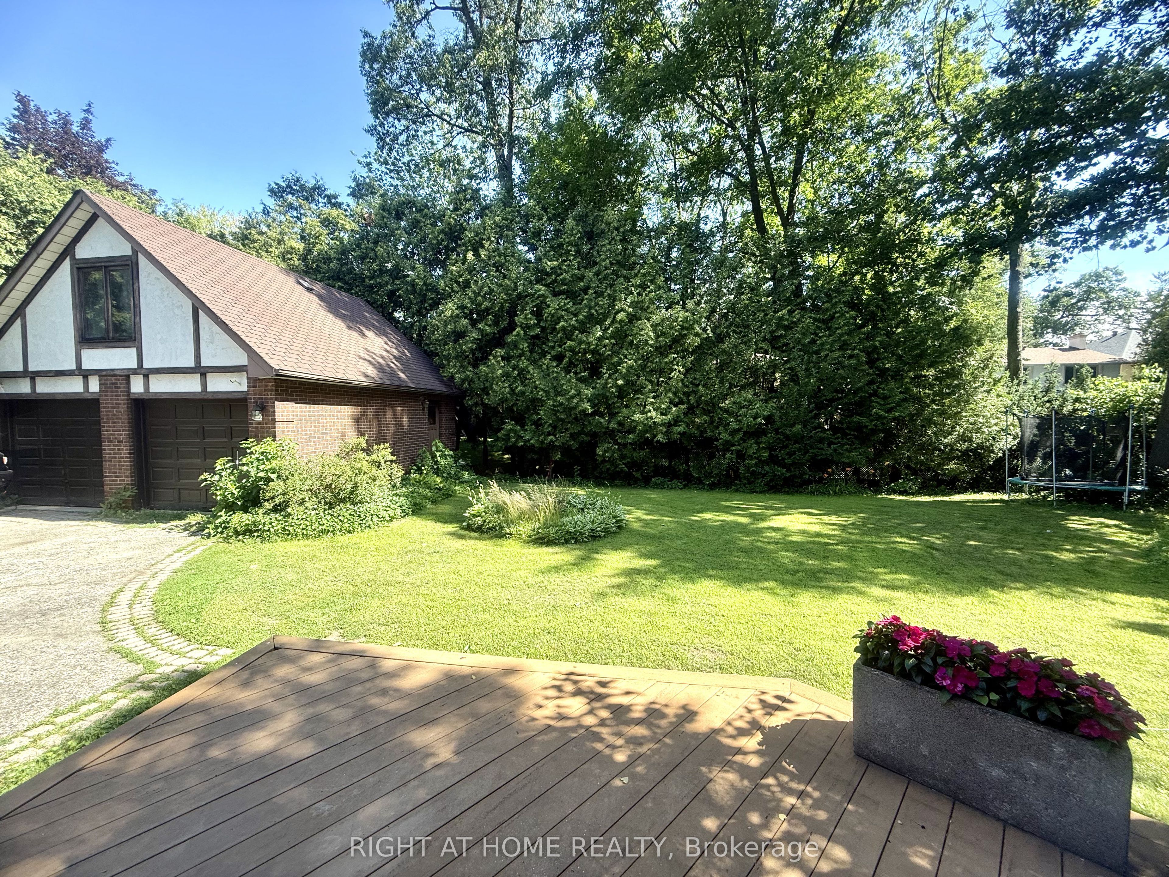 2123 Gordon Drive Property Photo 44