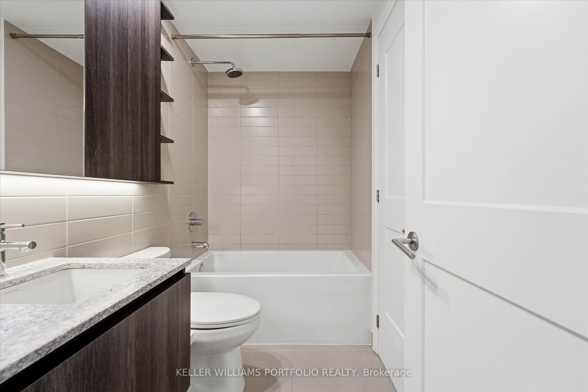 21 Park Street E 506 Property Photo 20