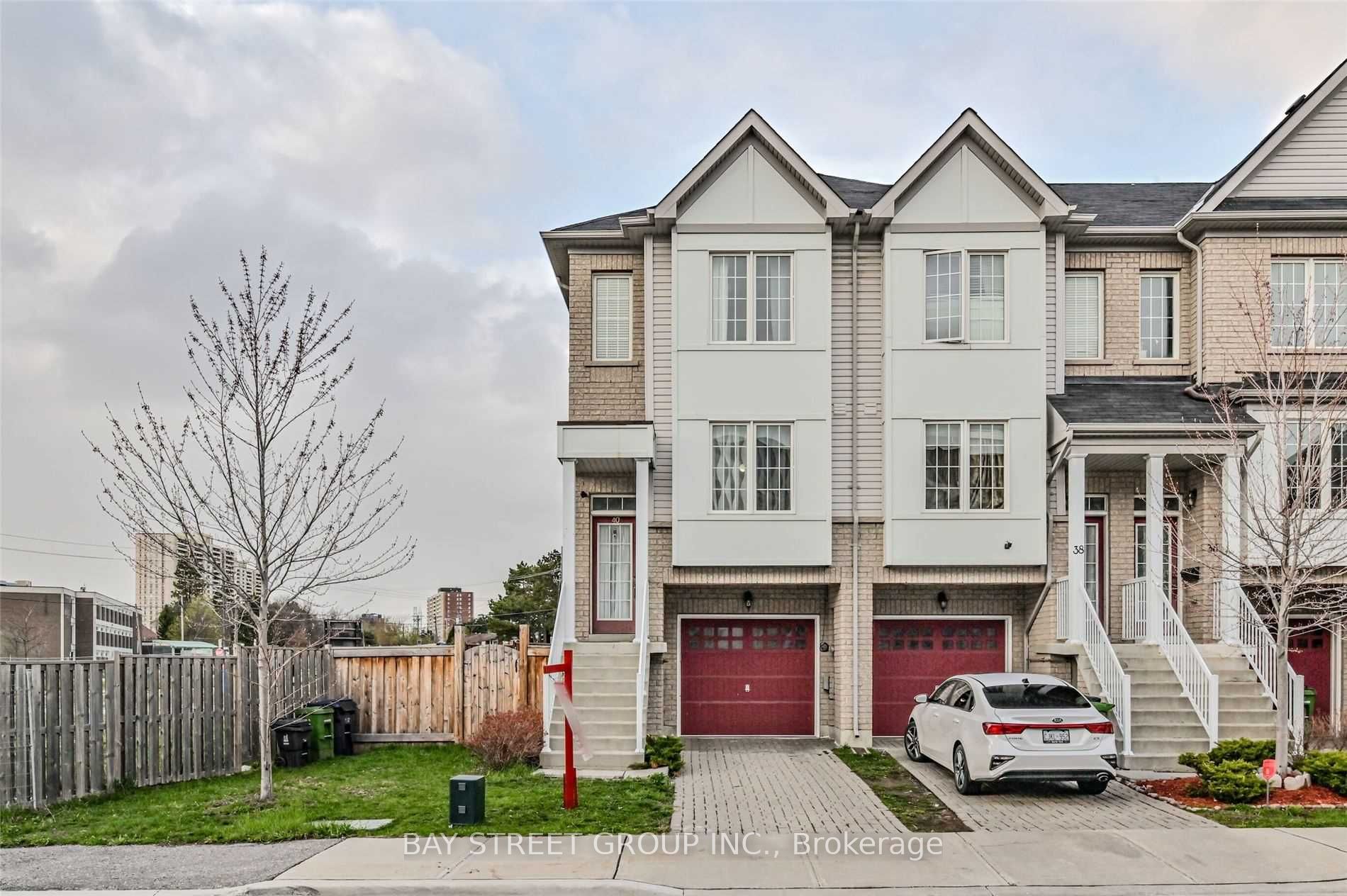 40 Mantello Drive Property Photo 1