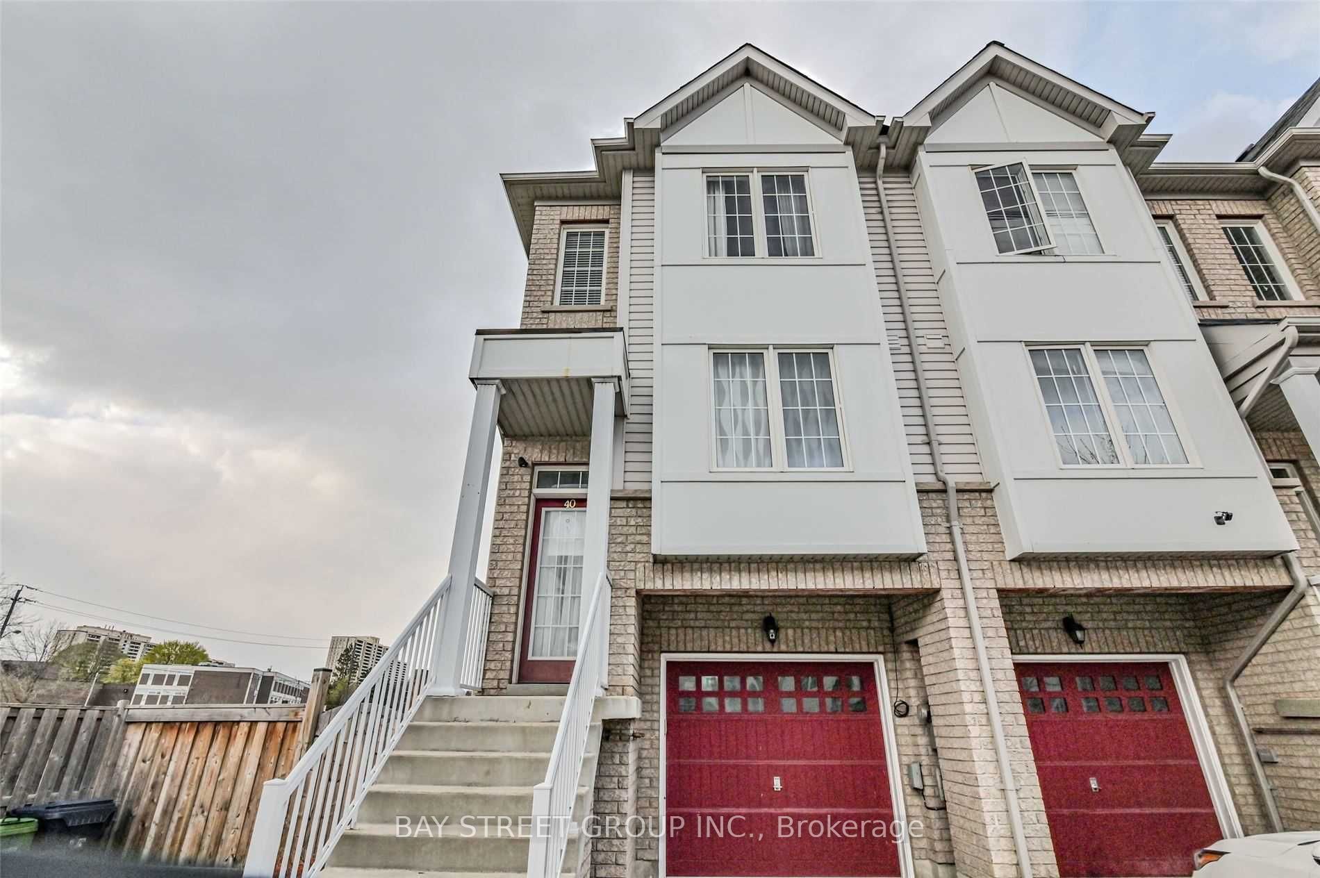 40 Mantello Drive Property Photo 2