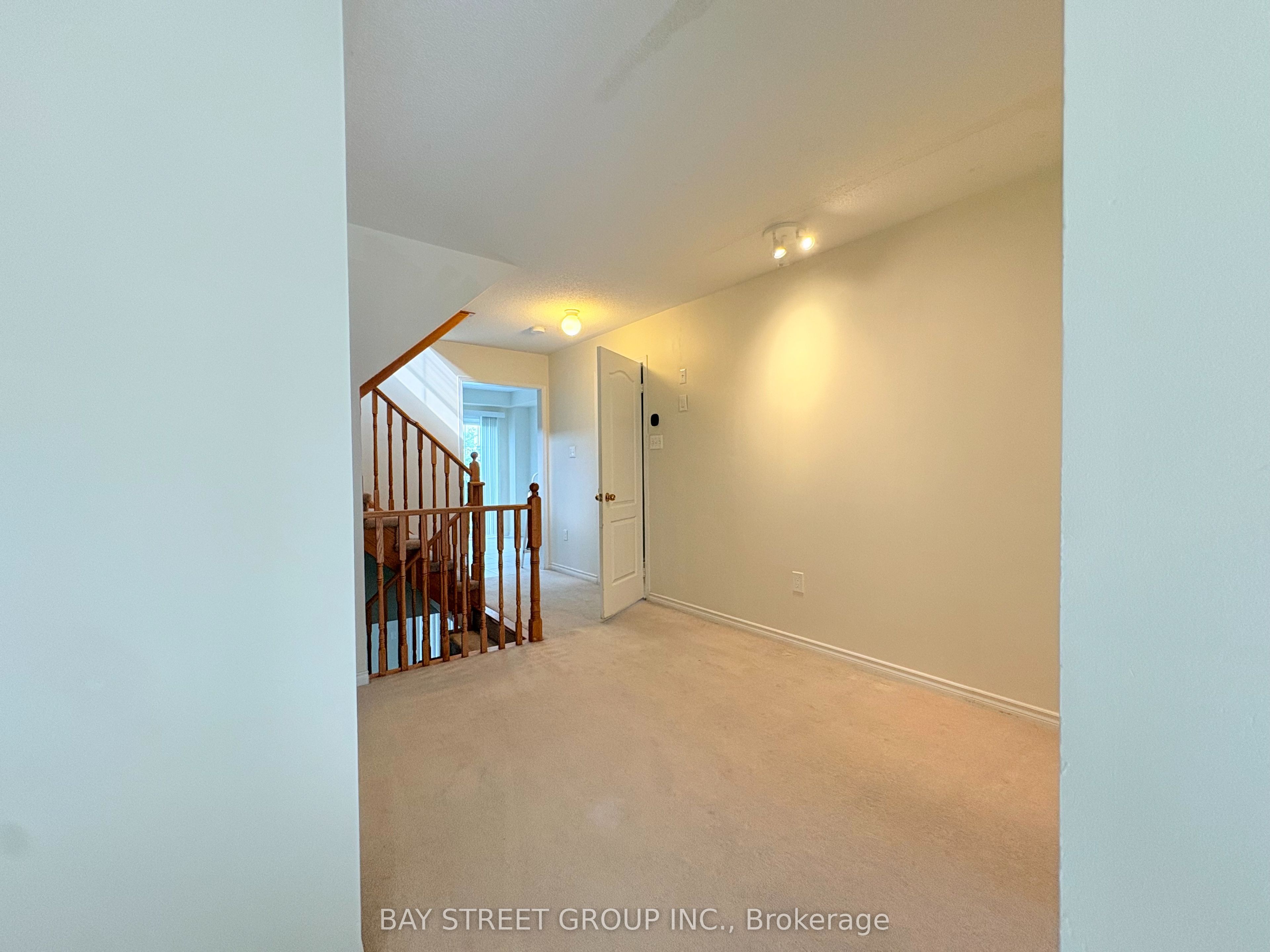 40 Mantello Drive Property Photo 4