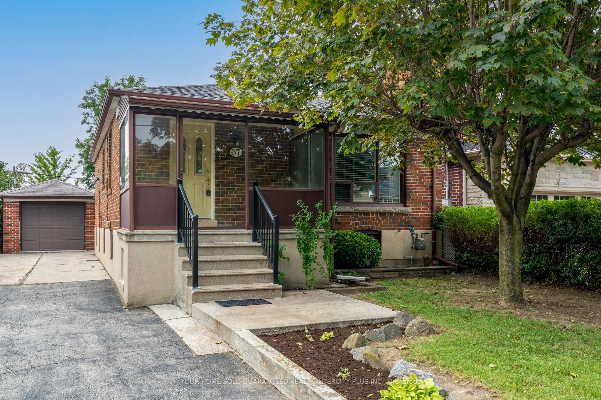 67 Bentworth Avenue Property Photo 2