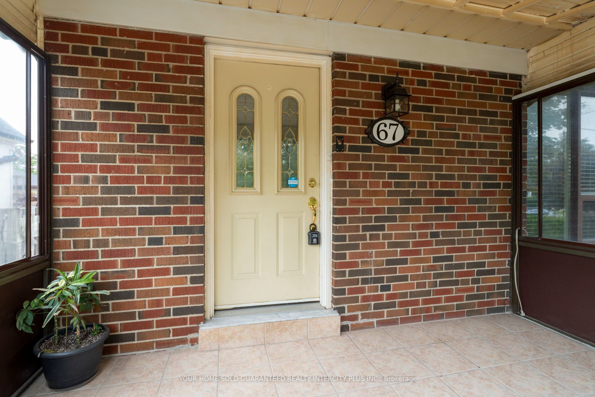 67 Bentworth Avenue Property Photo 6