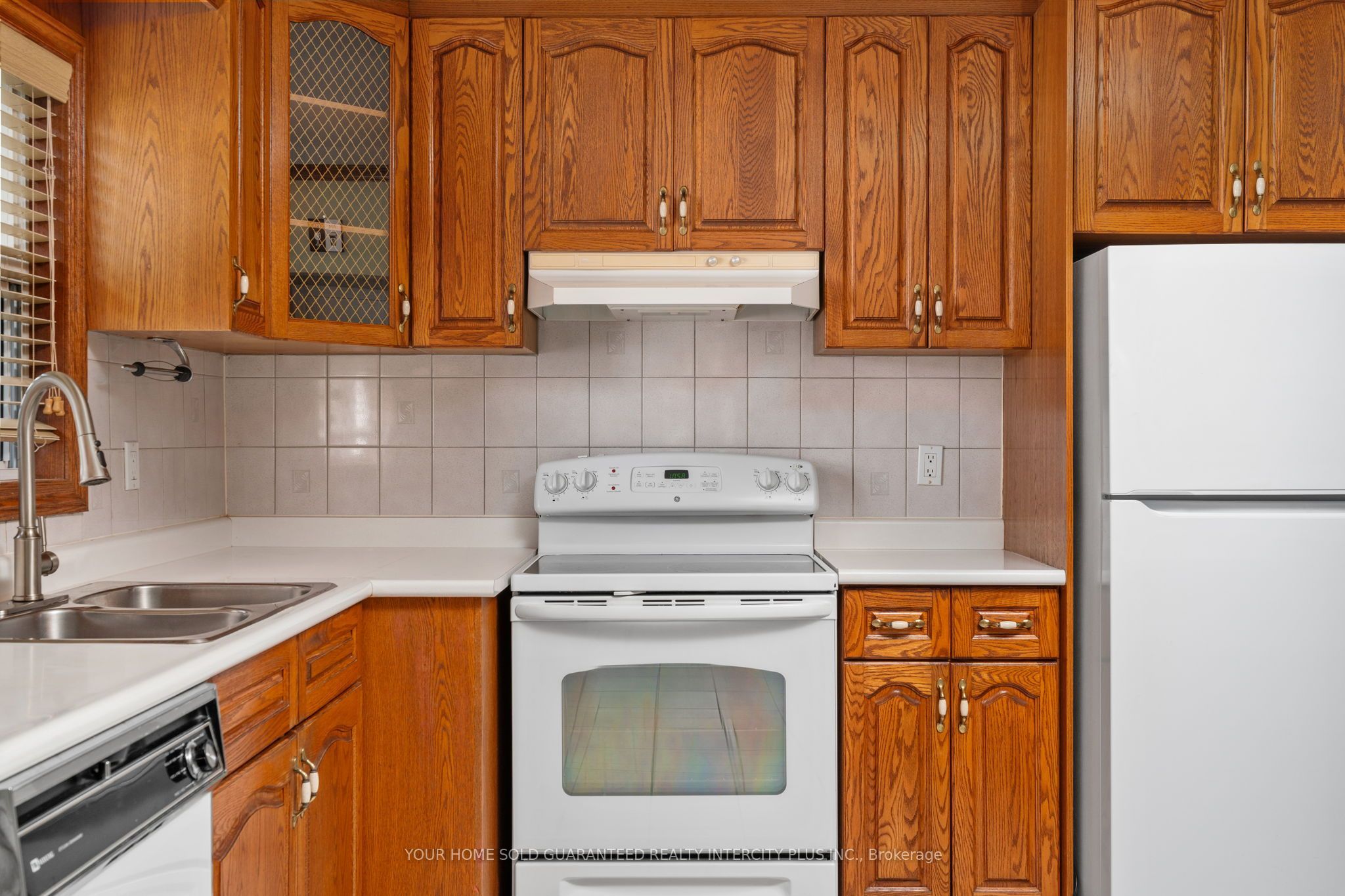 67 Bentworth Avenue Property Photo 13