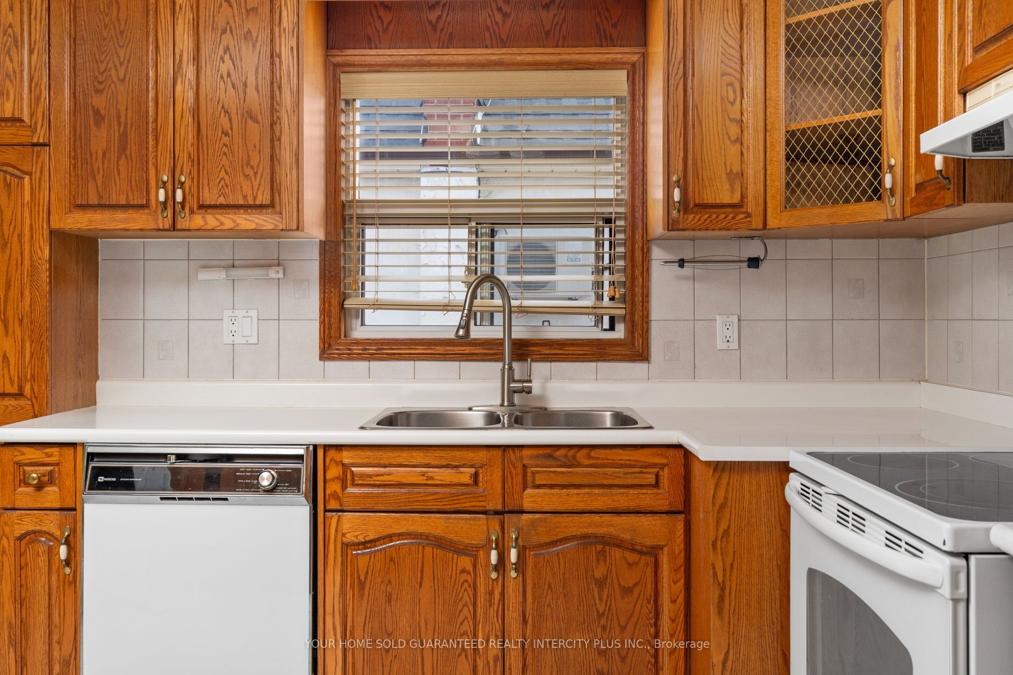 67 Bentworth Avenue Property Photo 14
