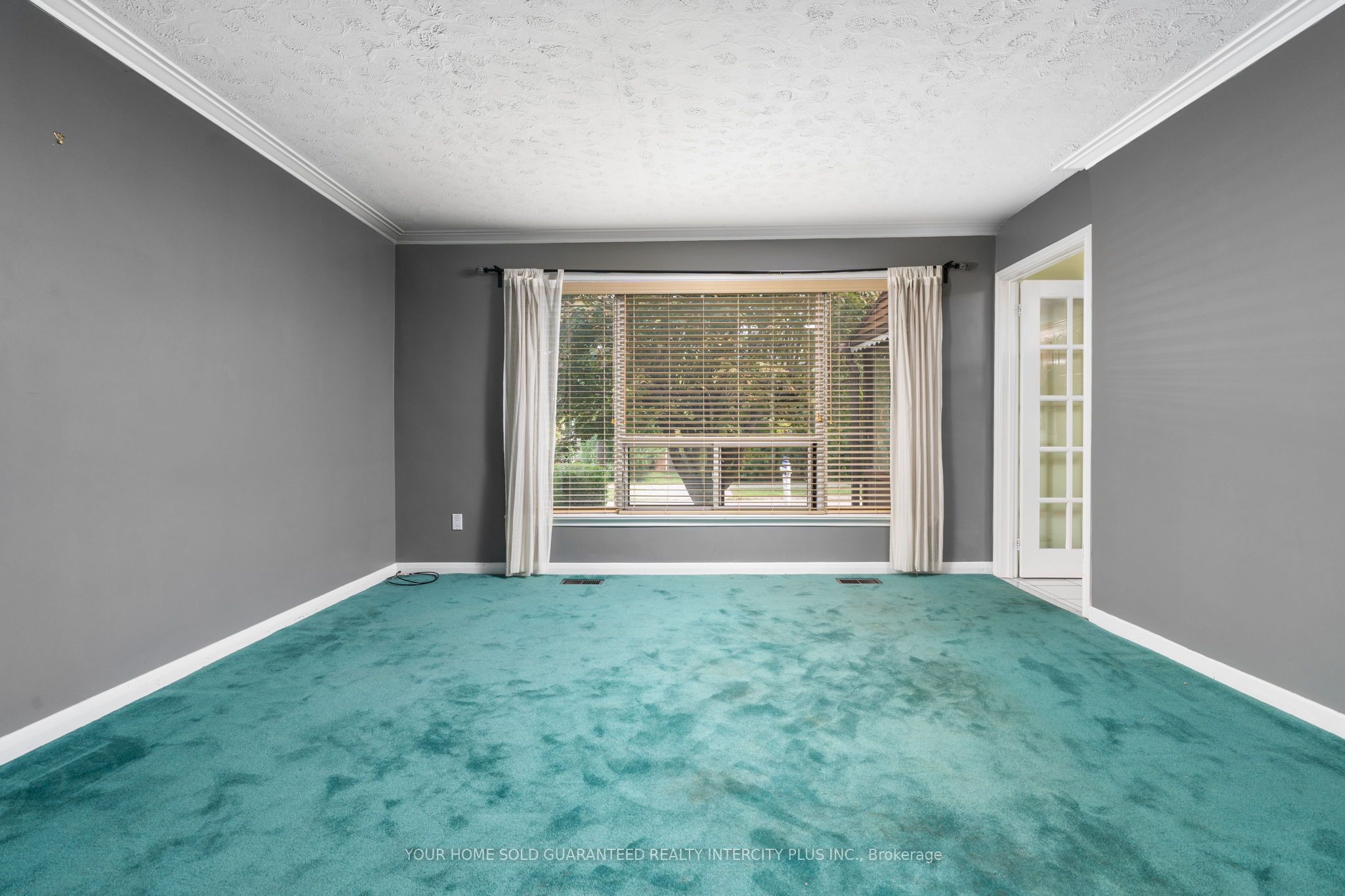 67 Bentworth Avenue Property Photo 17