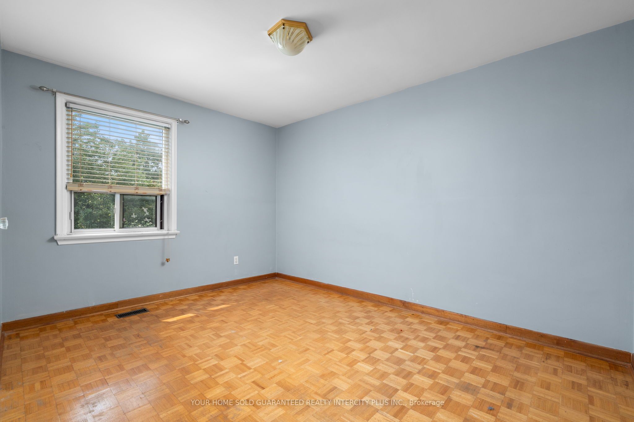 67 Bentworth Avenue Property Photo 21