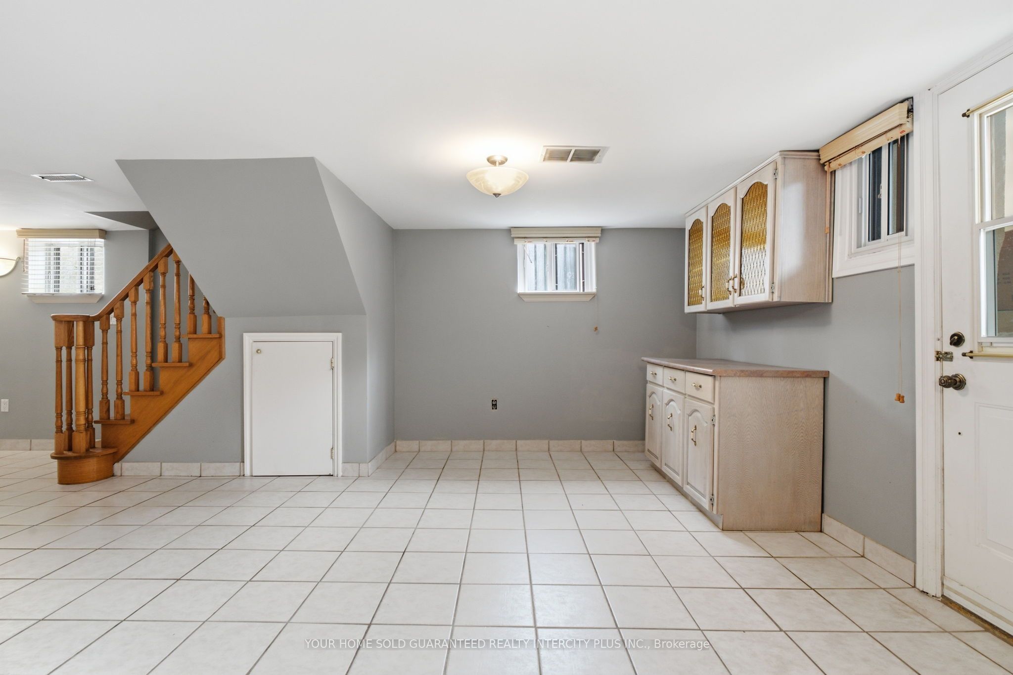 67 Bentworth Avenue Property Photo 34