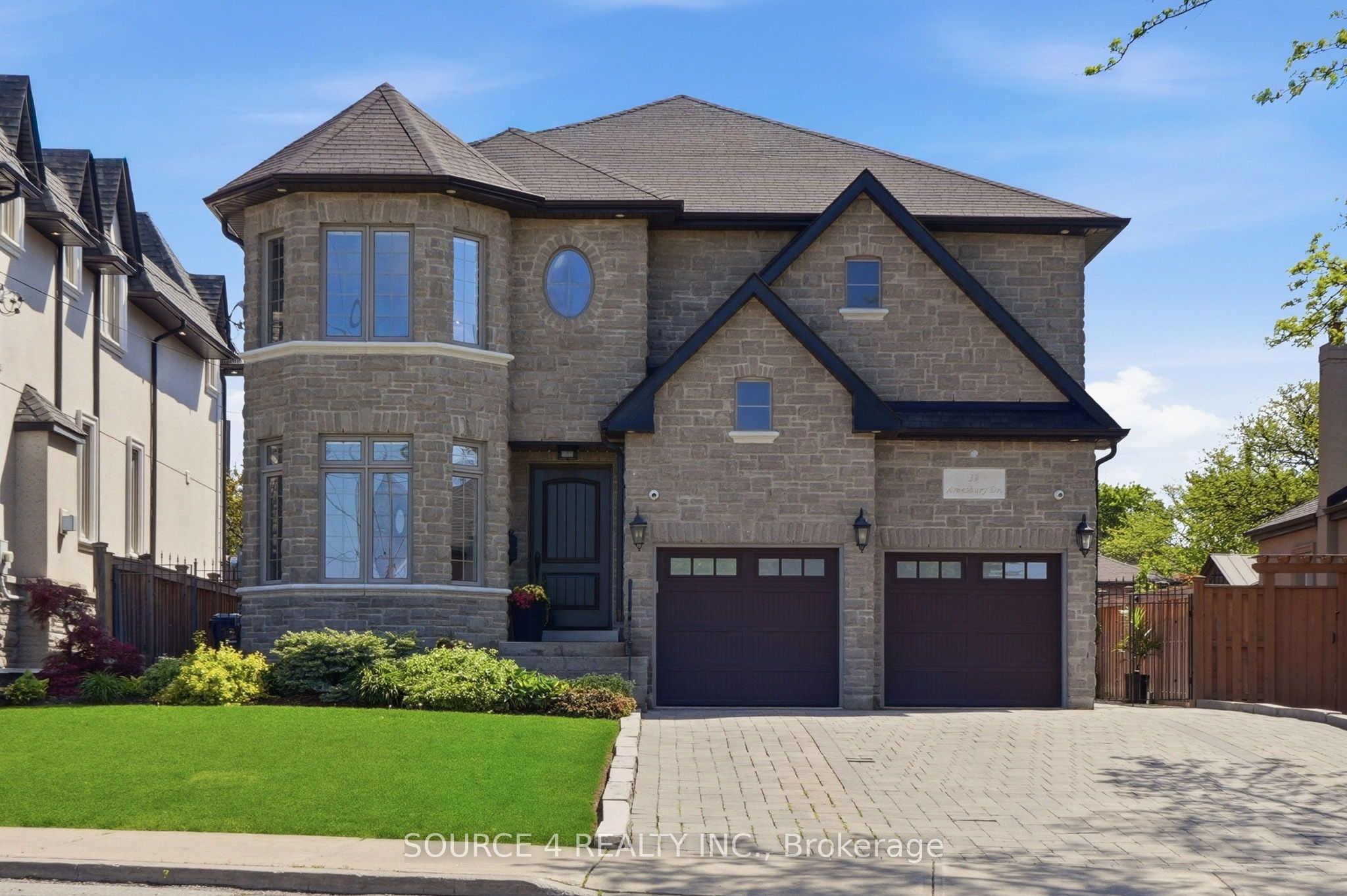 39 Amesbury Drive Property Photo 1