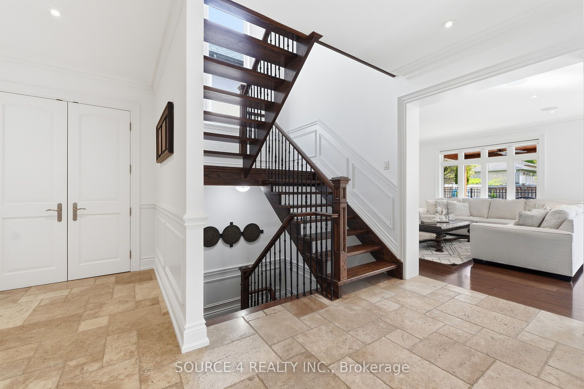 39 Amesbury Drive Property Photo 7