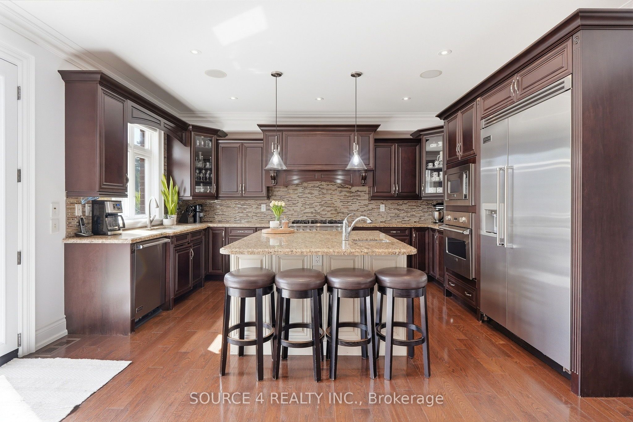 39 Amesbury Drive Property Photo 11