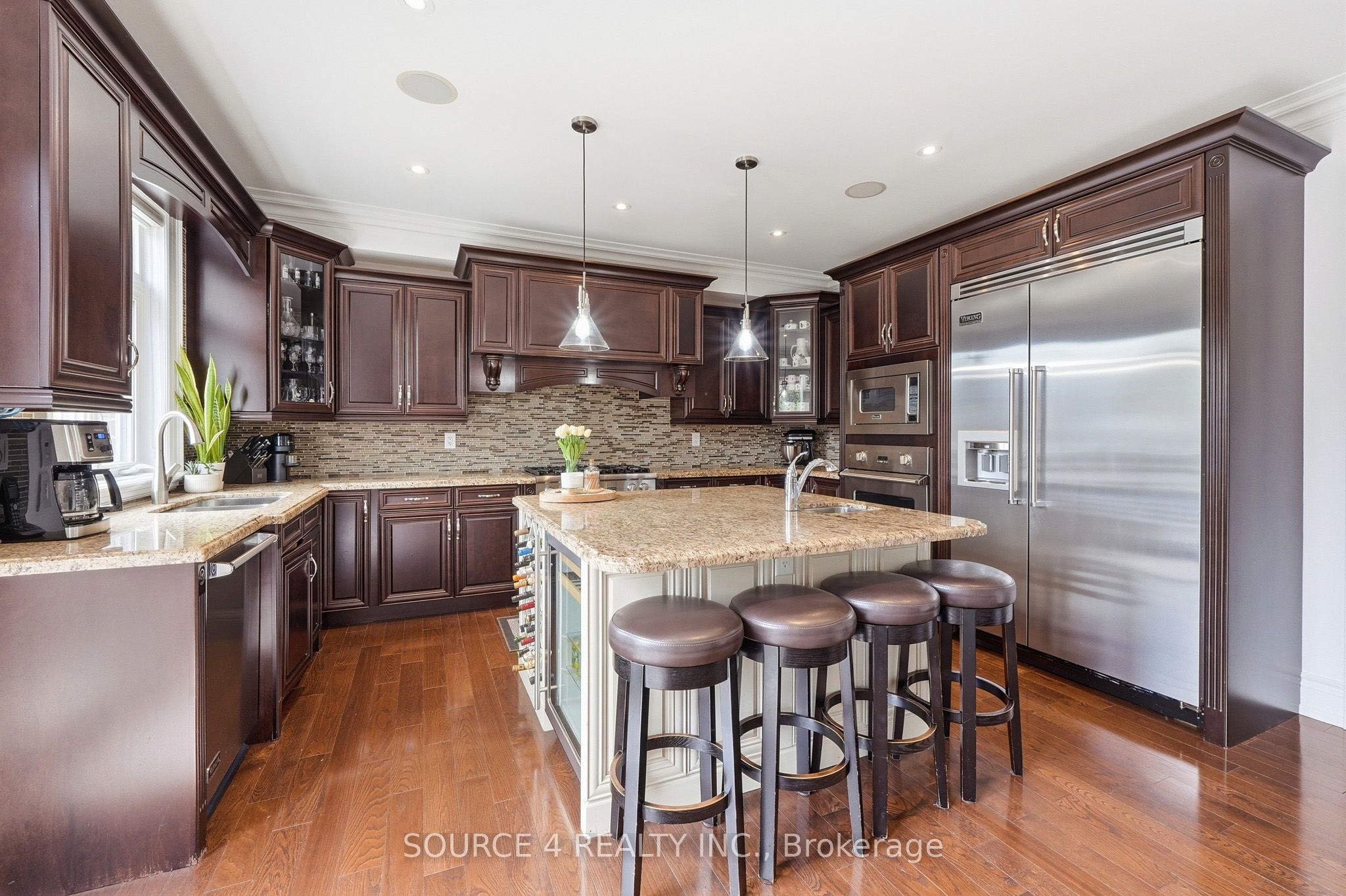39 Amesbury Drive Property Photo 12