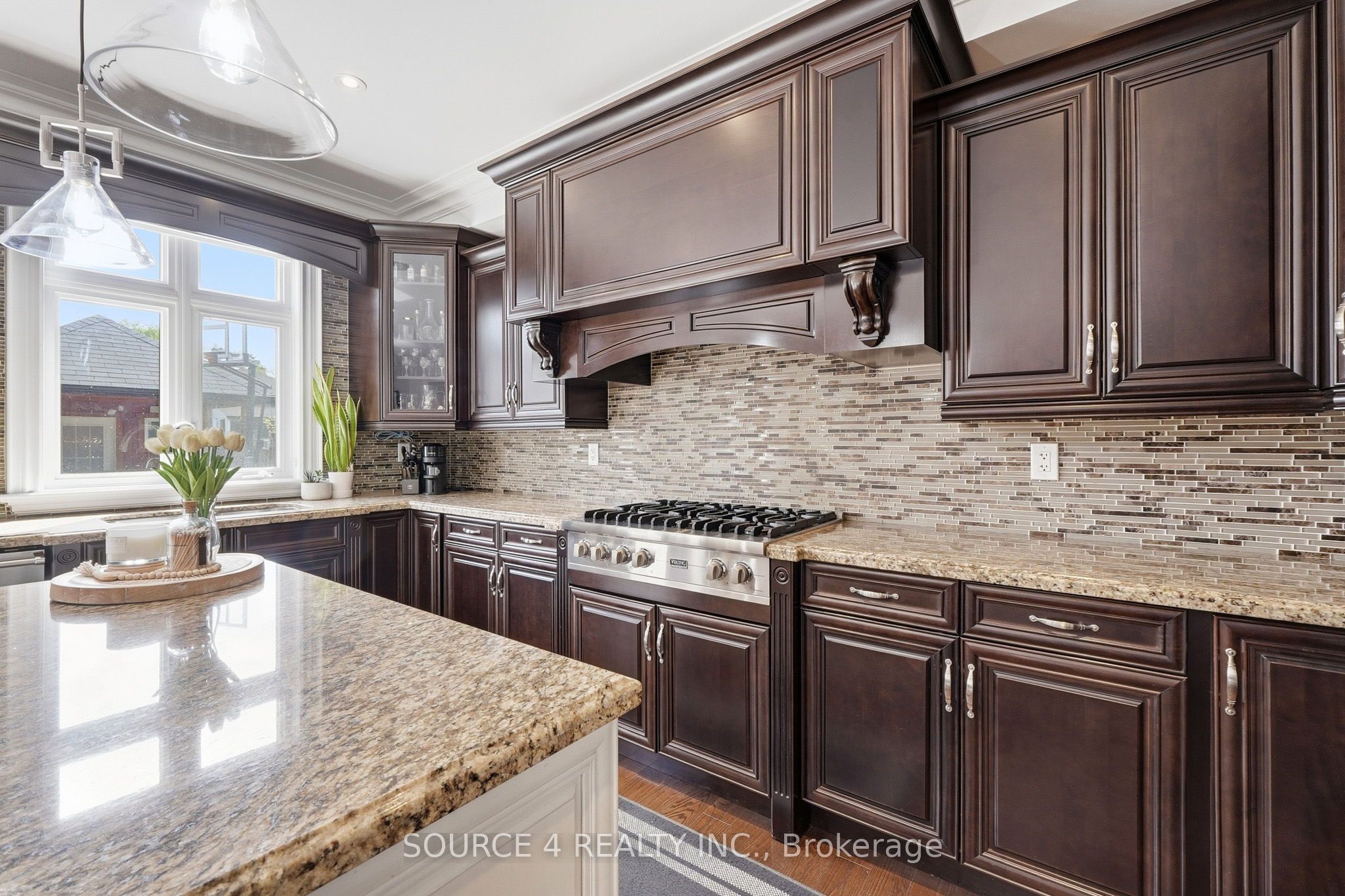 39 Amesbury Drive Property Photo 13