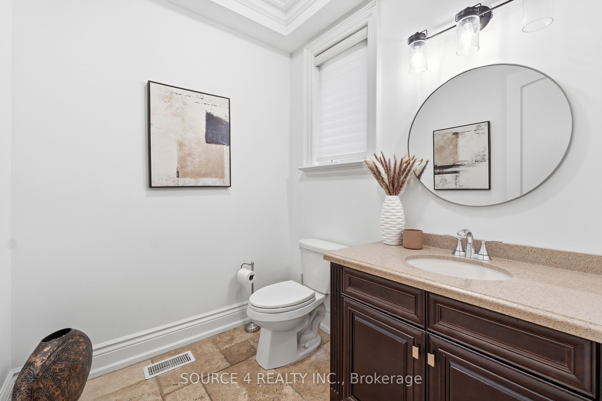 39 Amesbury Drive Property Photo 18