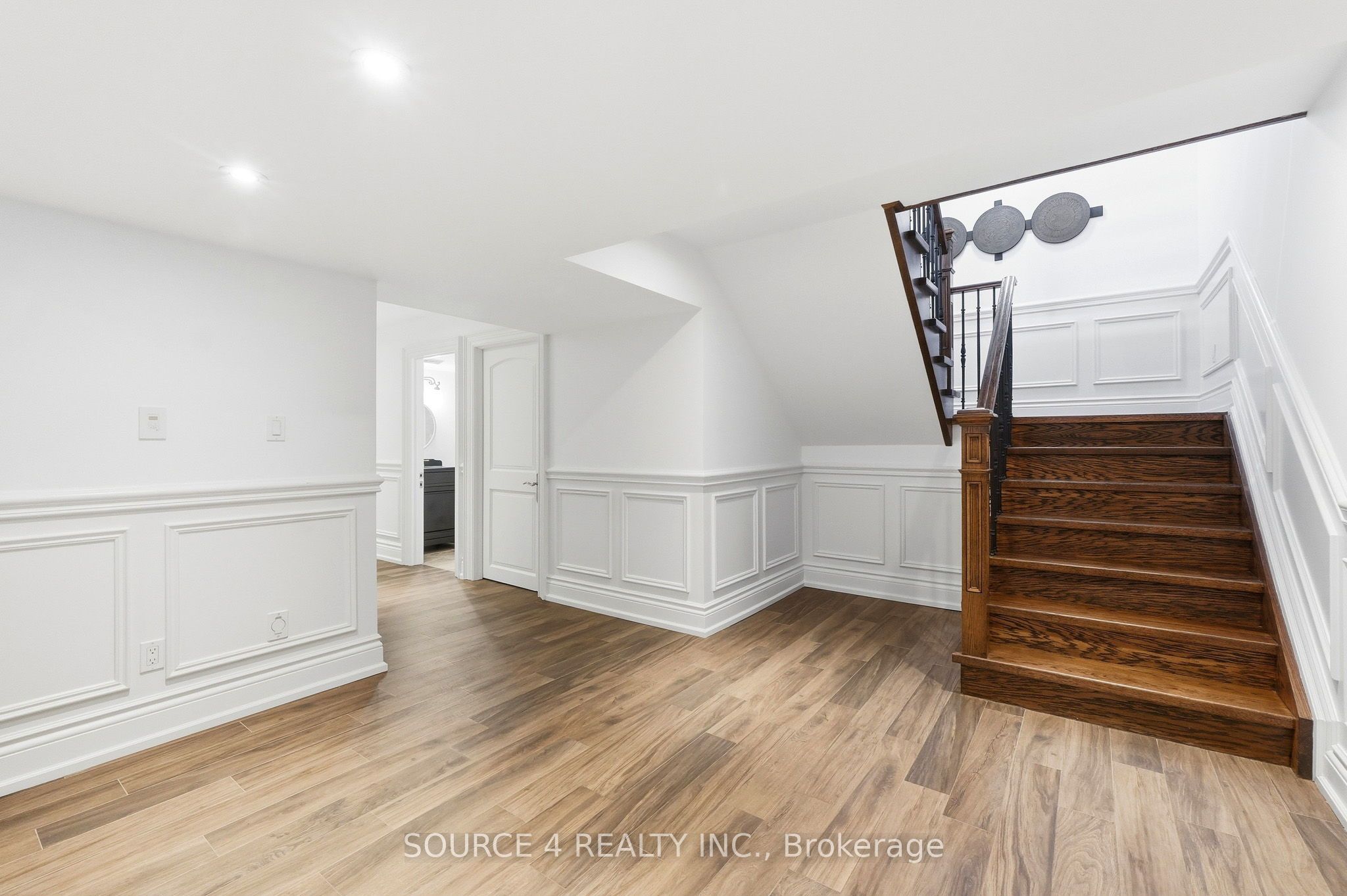 39 Amesbury Drive Property Photo 35