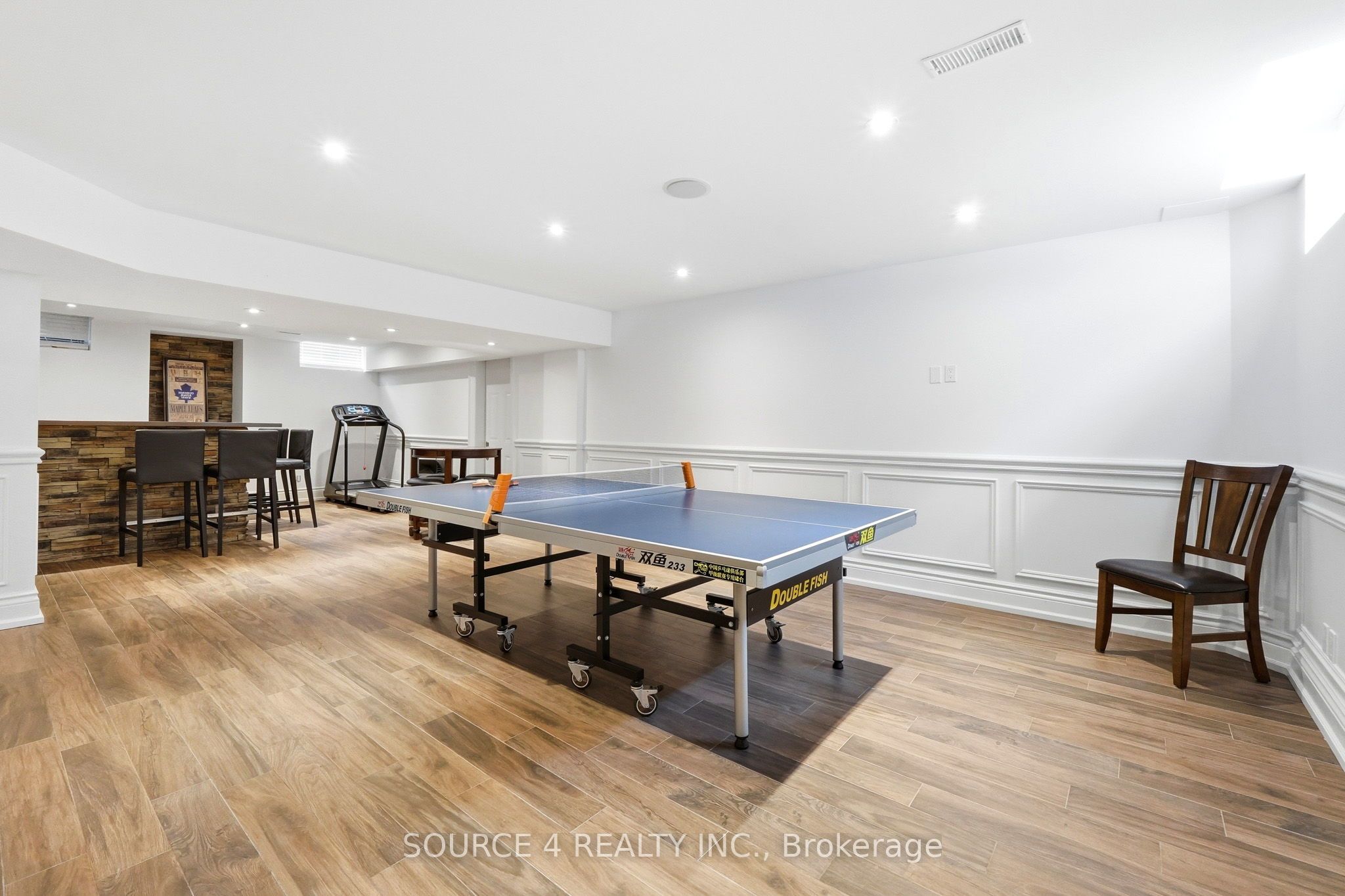 39 Amesbury Drive Property Photo 38