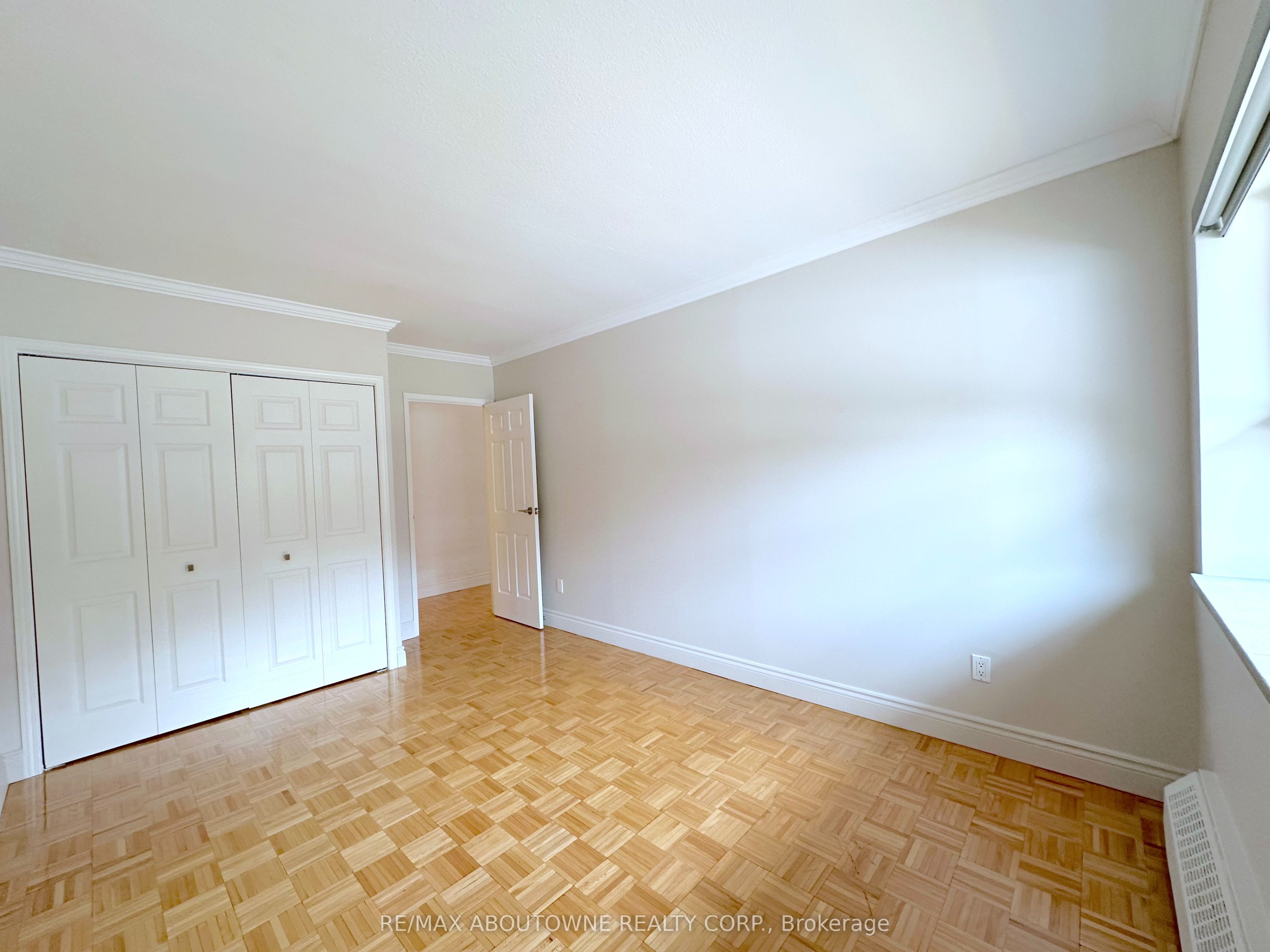 135 Allan Street 109 Property Photo 10