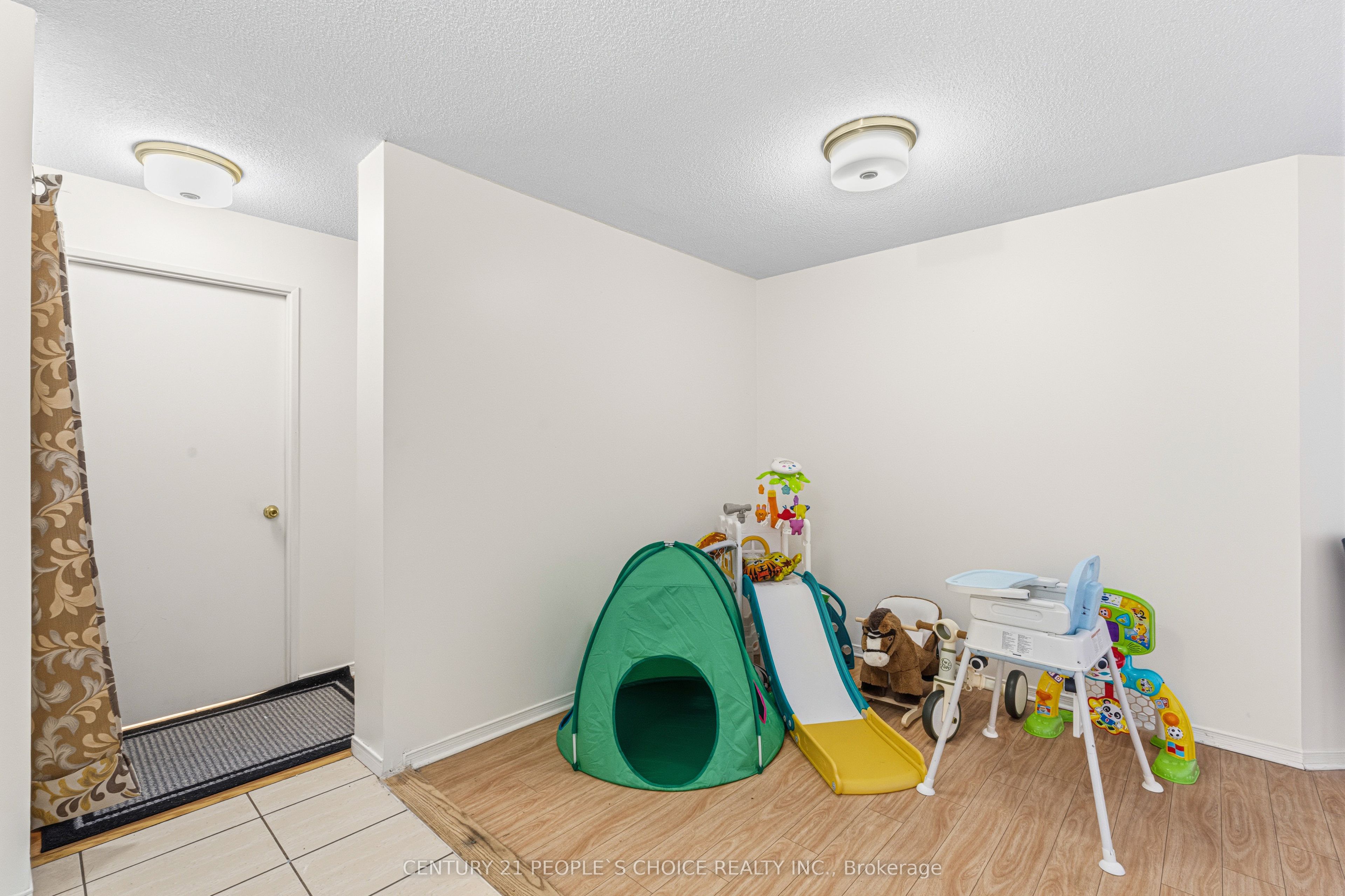 155 Hillcrest Avenue 1413 Property Photo 23
