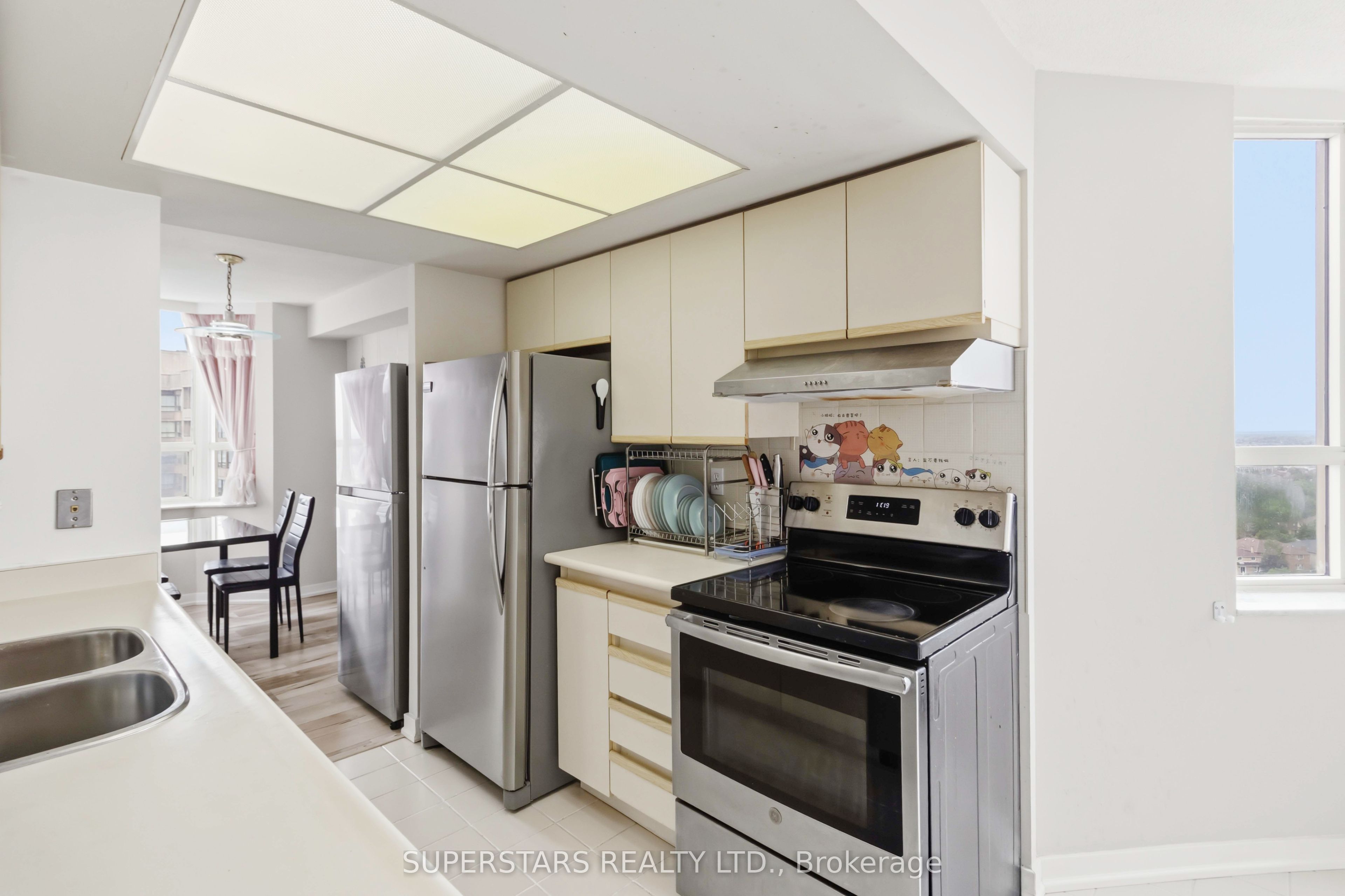 30 Malta Avenue 1702 Property Photo 17