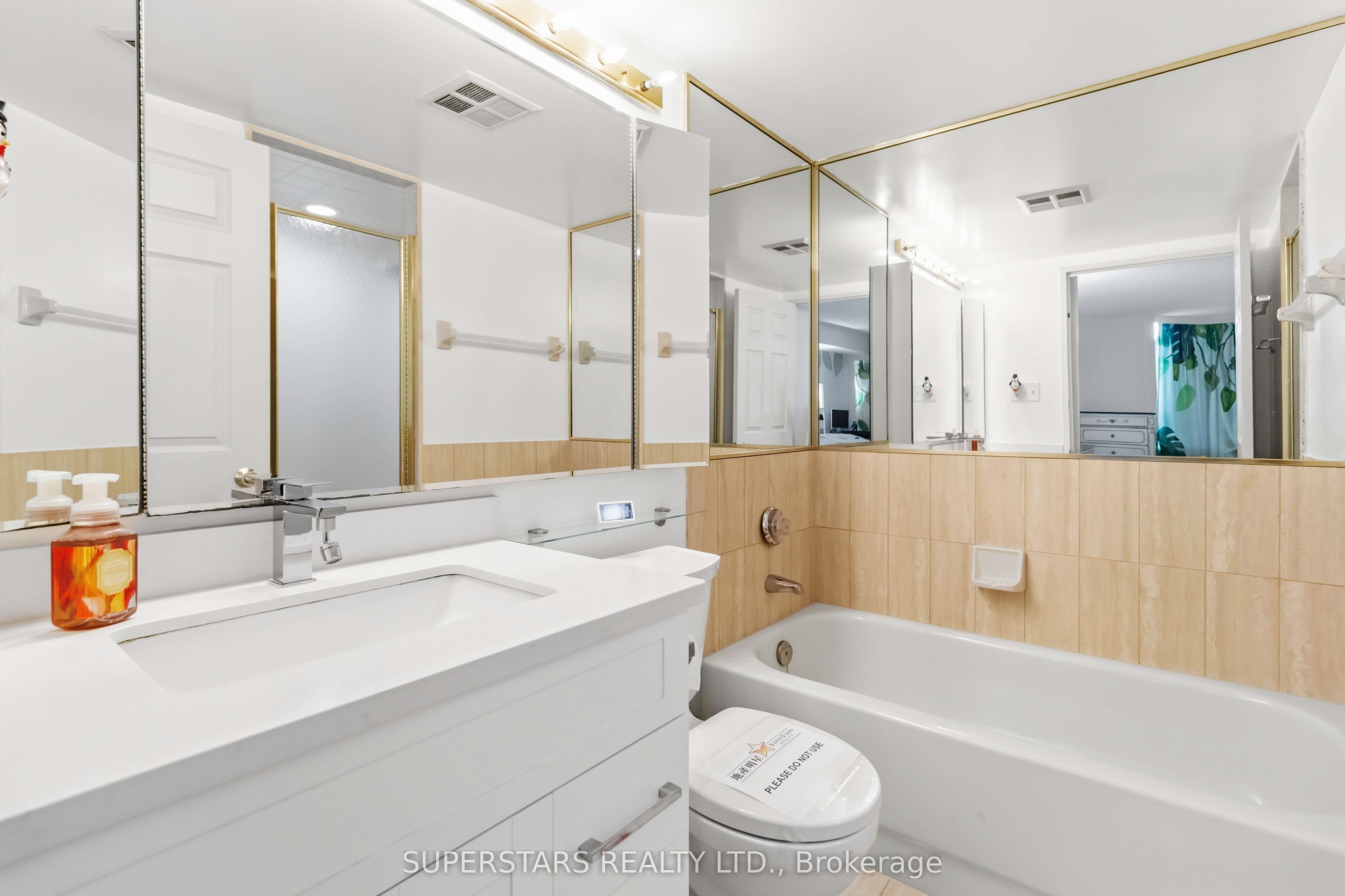 30 Malta Avenue 1702 Property Photo 26