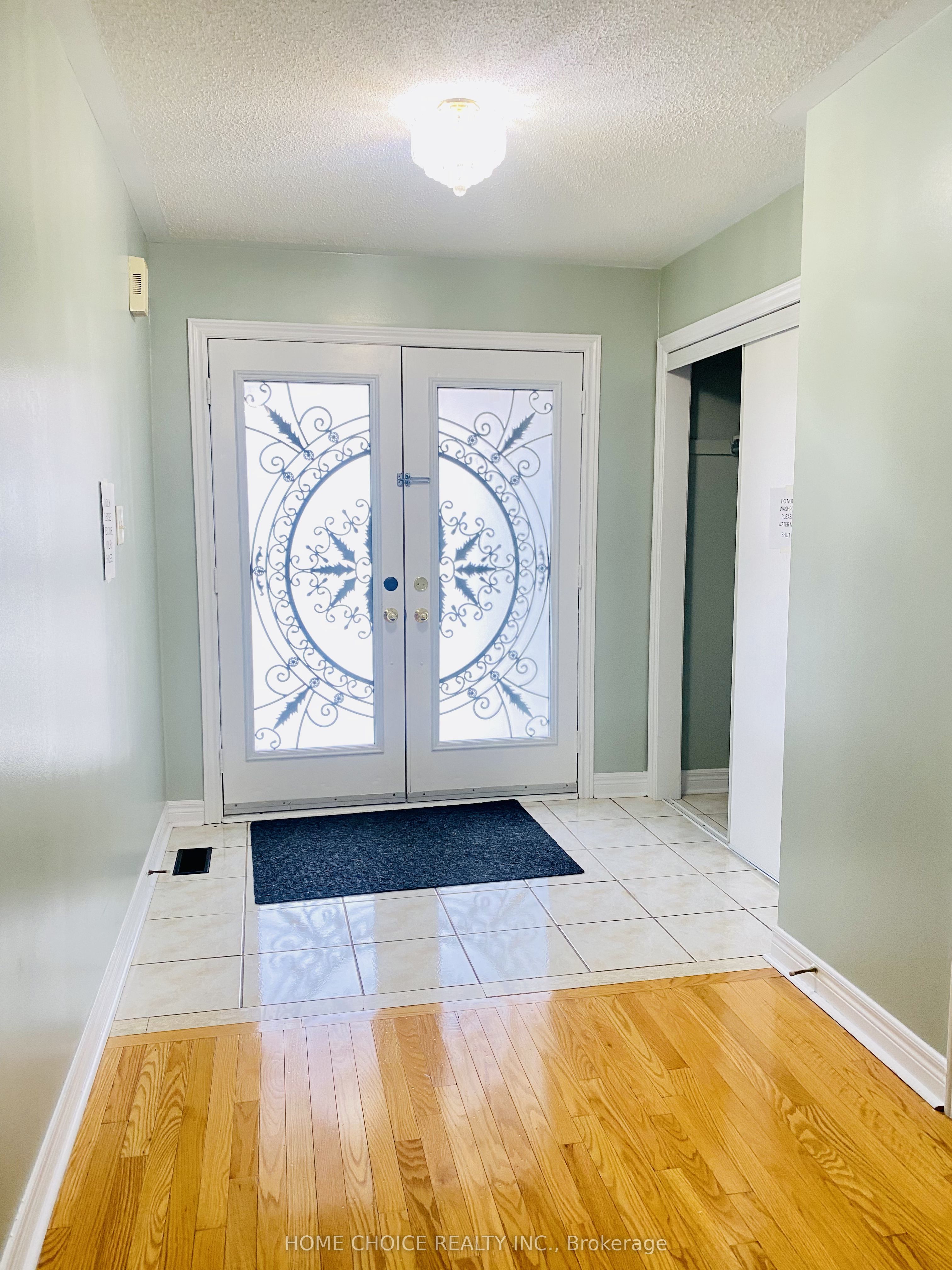 36 Earl Grey Crescent Property Photo 2