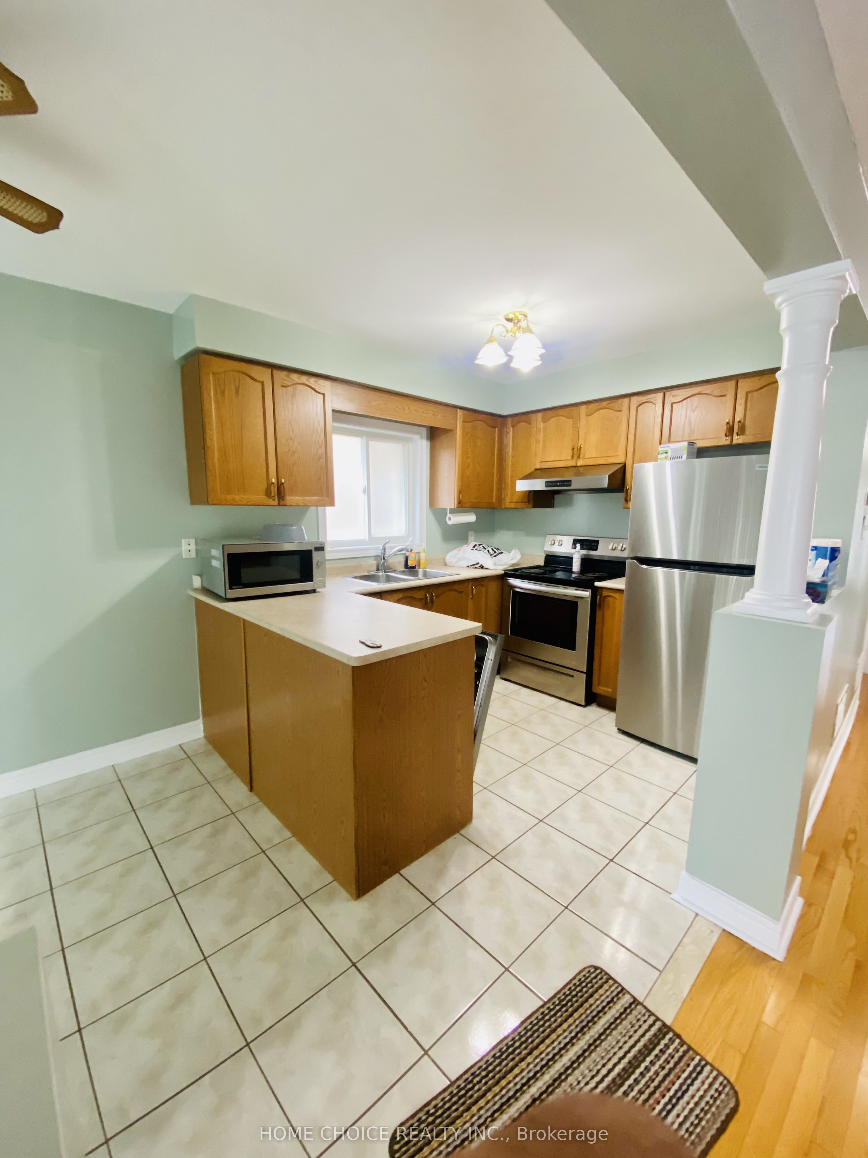 36 Earl Grey Crescent Property Photo 6