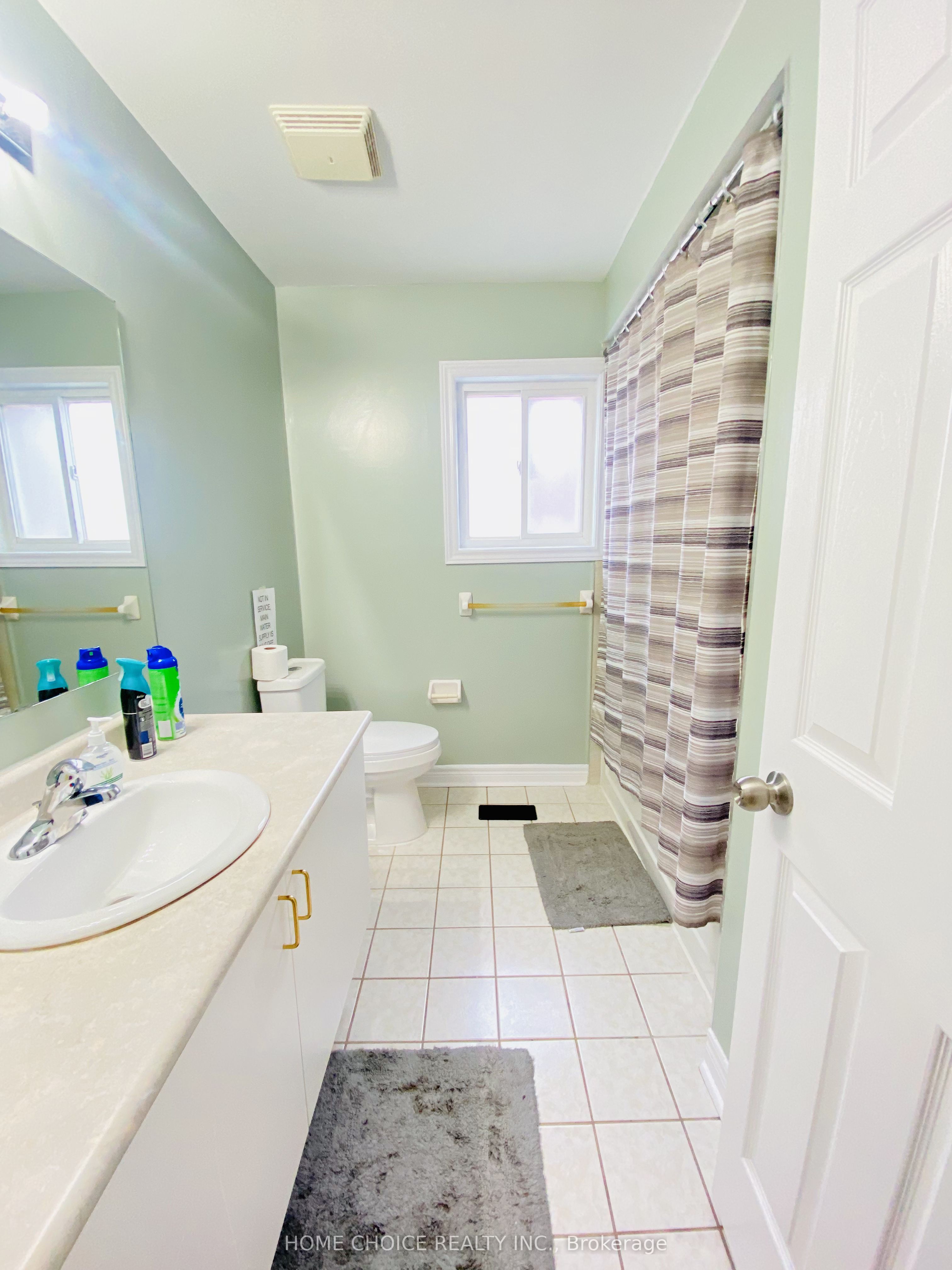 36 Earl Grey Crescent Property Photo 15