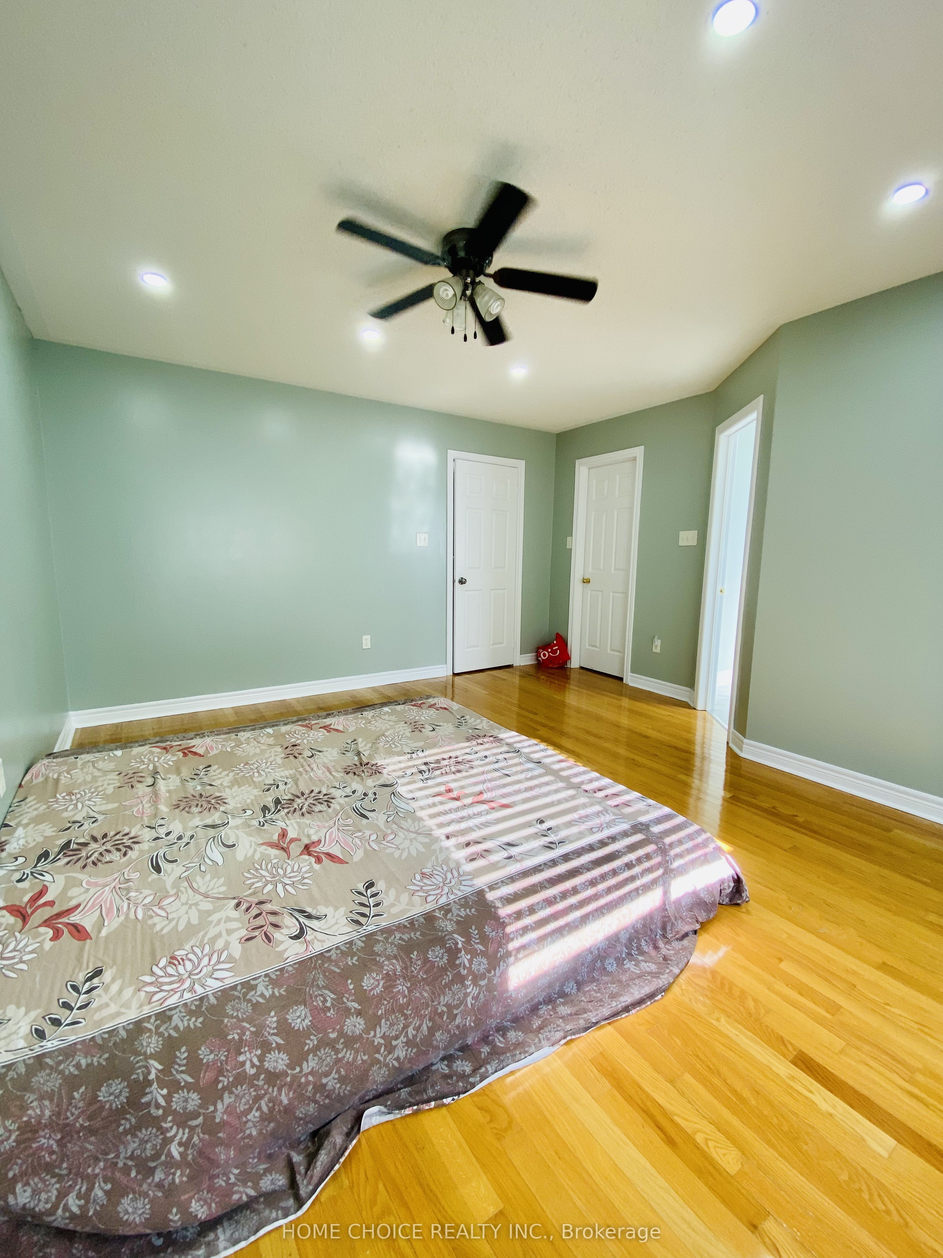 36 Earl Grey Crescent Property Photo 16